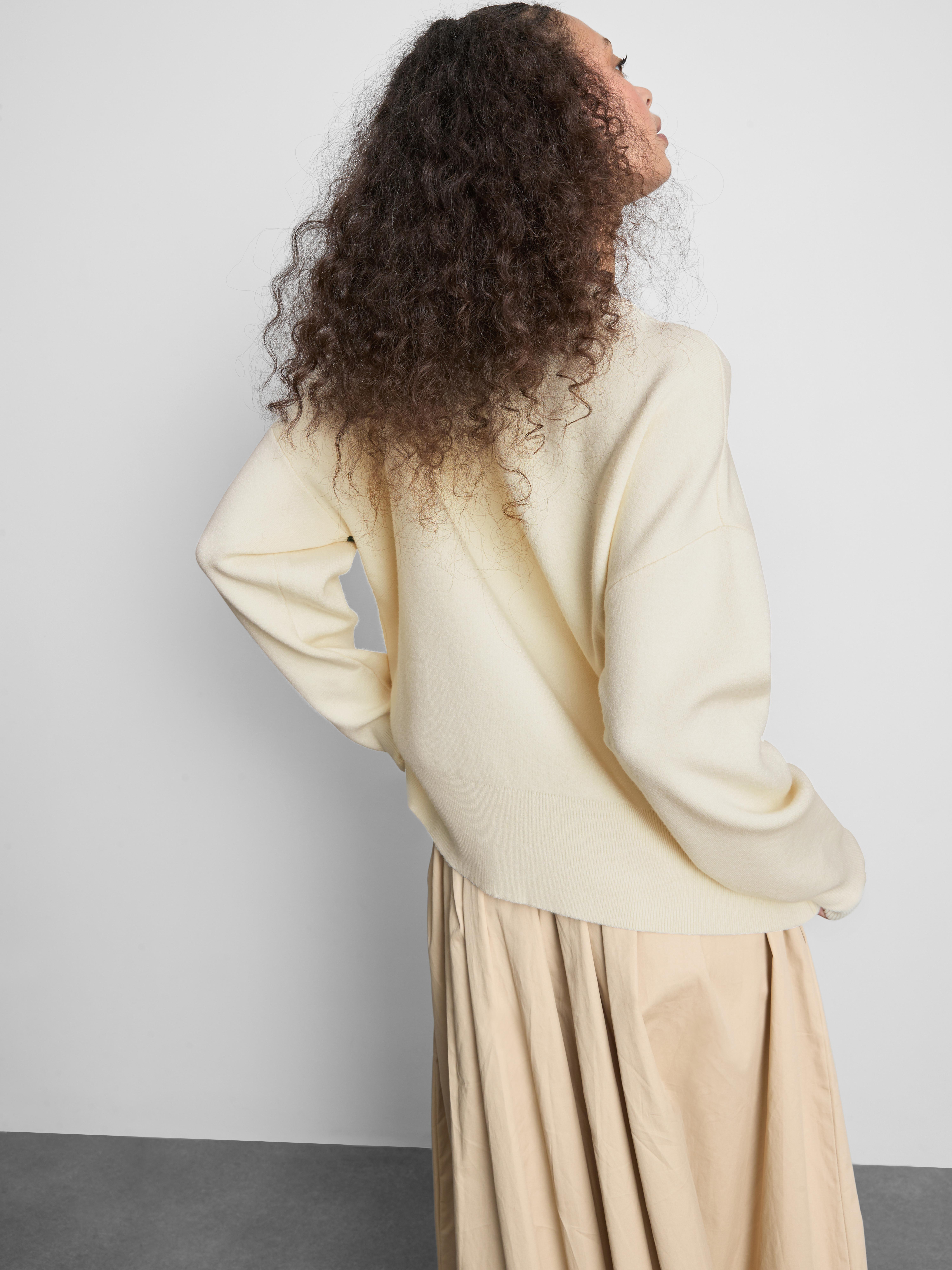 Knitted Crewneck Slogan Sweater - Ivory