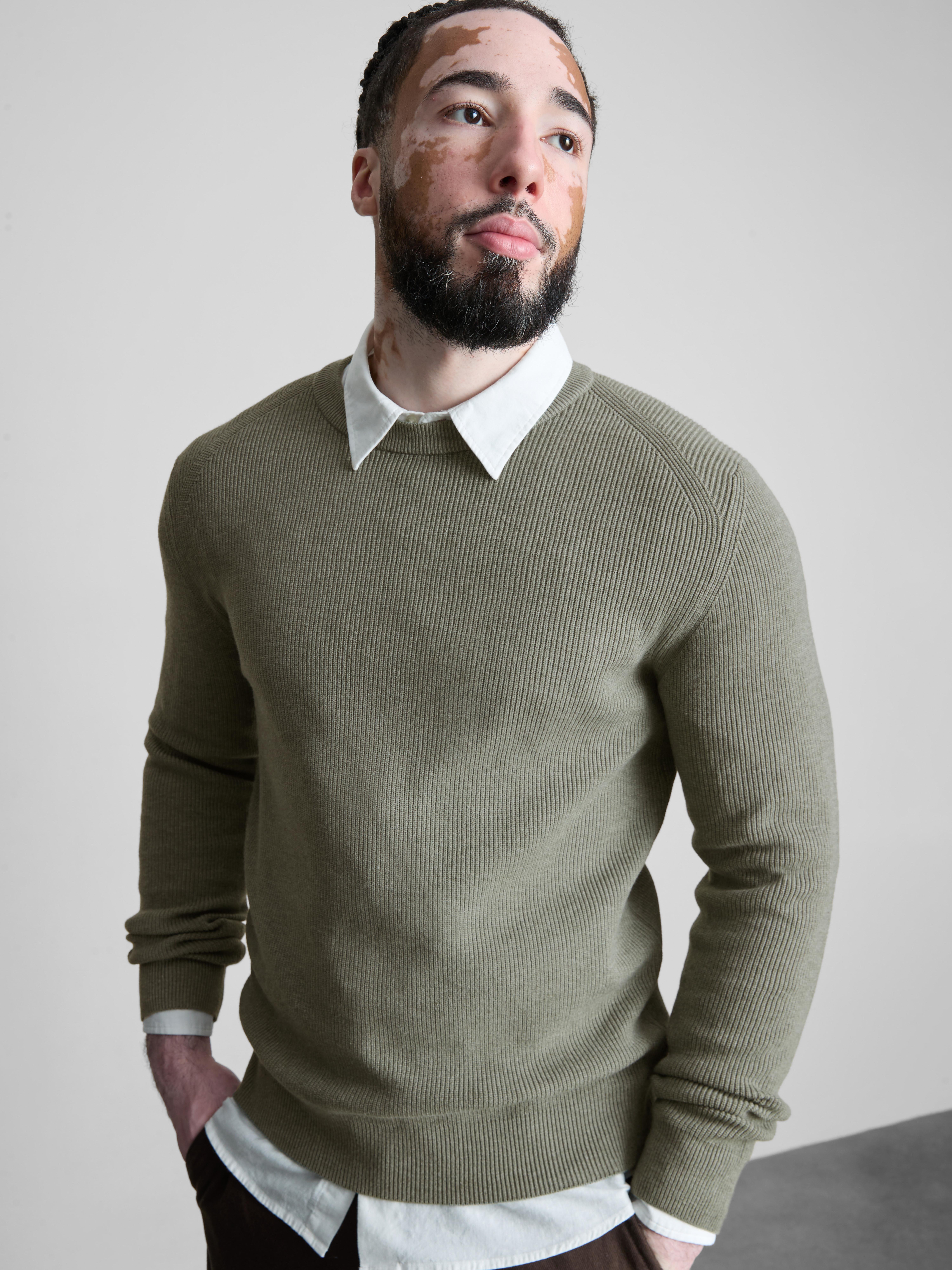 Ribbed Crewneck Sweater - Light Green