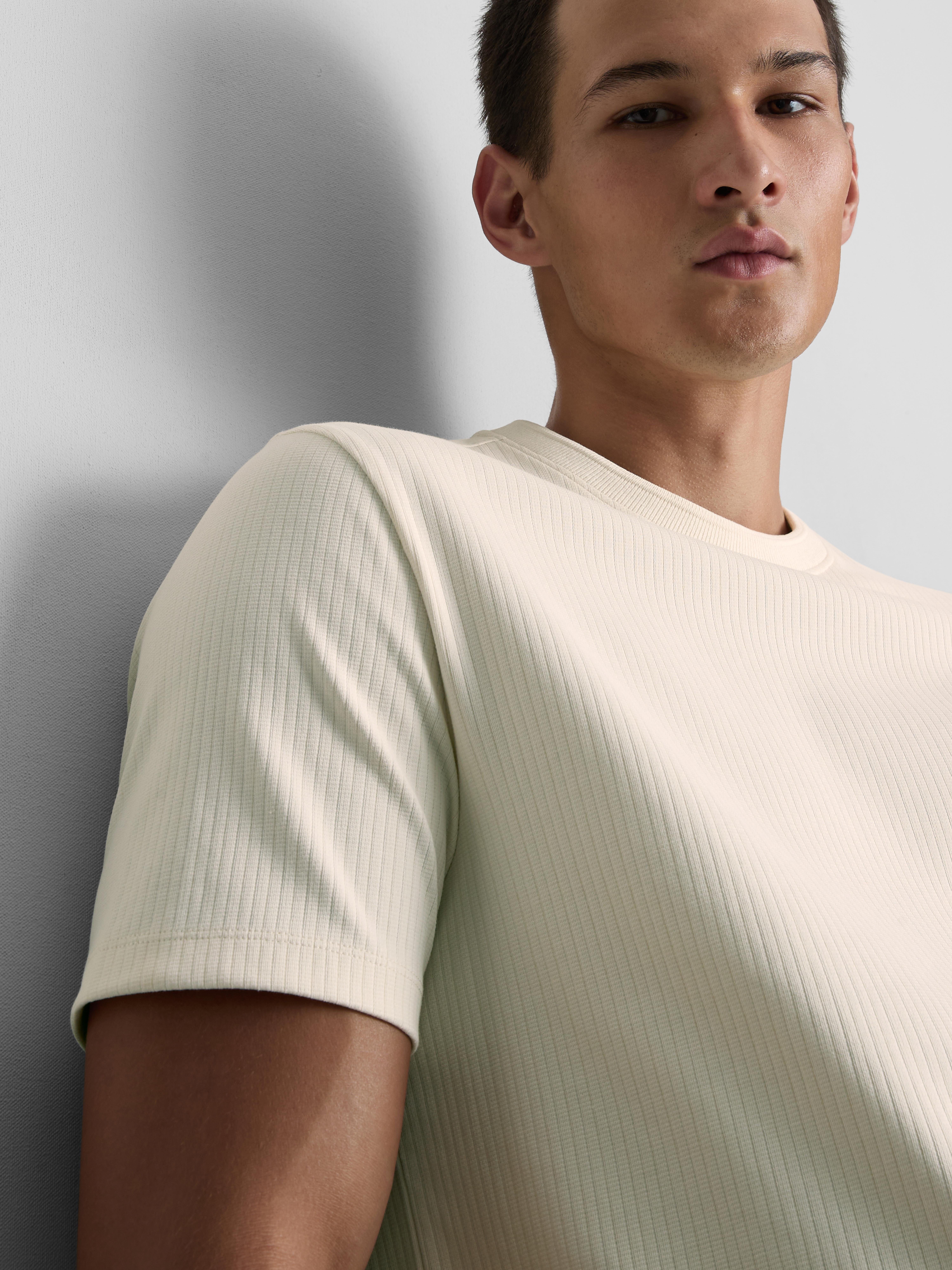 The Edit Ribbed Roundneck T-Shirt - Ivory