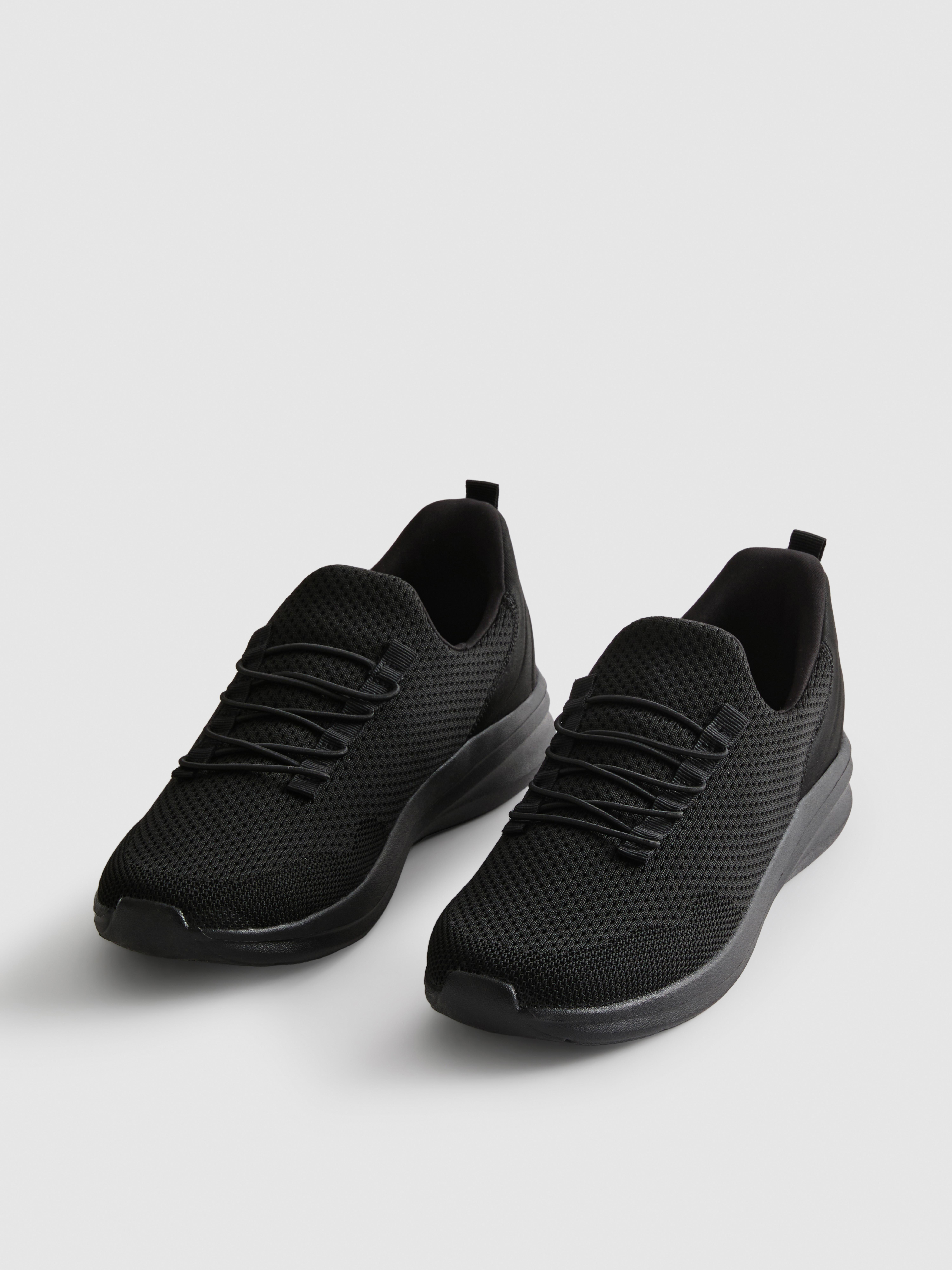 Slip-On Low-Top Sneakers - Black