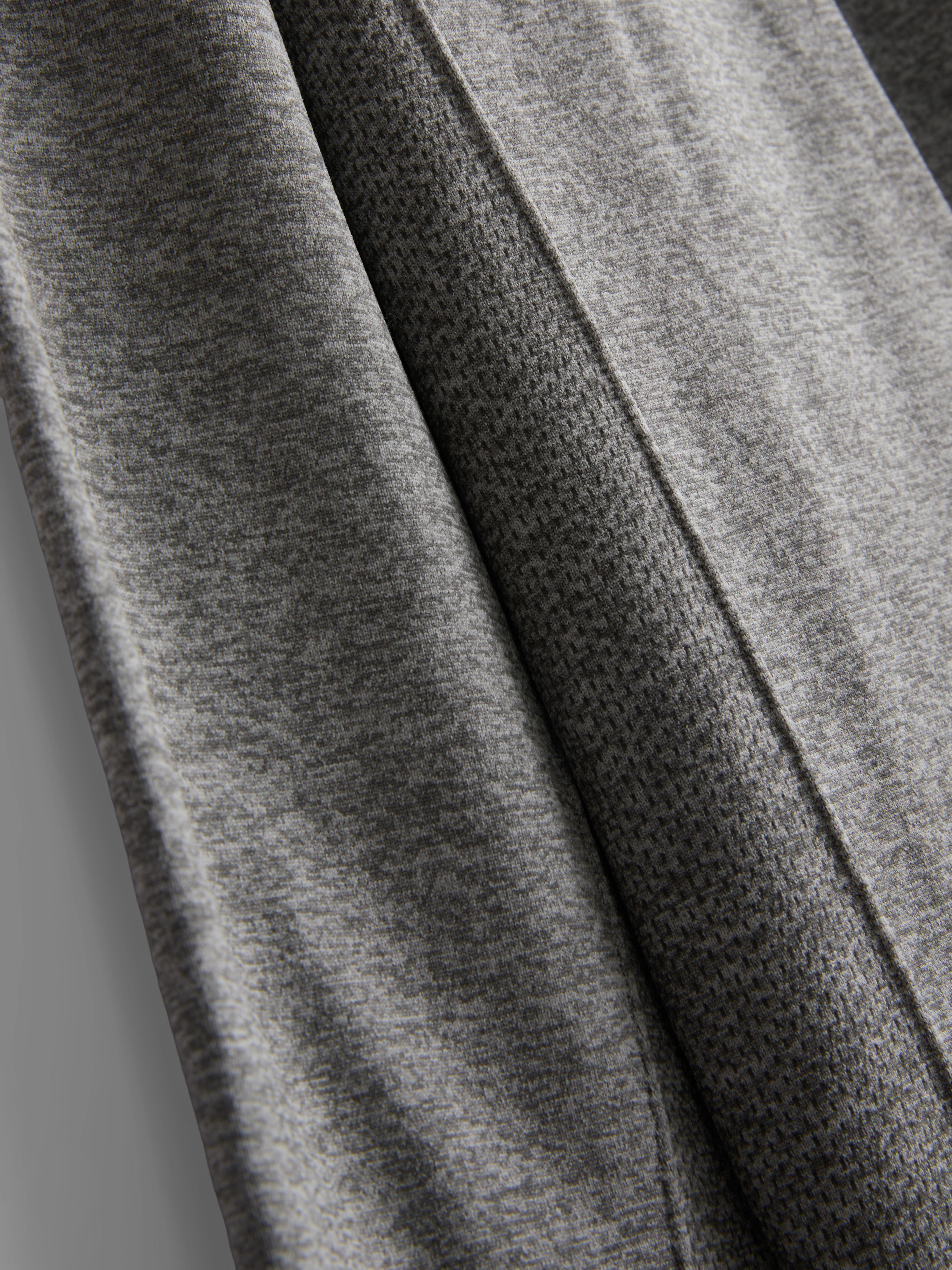 Active Seamless Long-Sleeve T-Shirt - Gray Heather