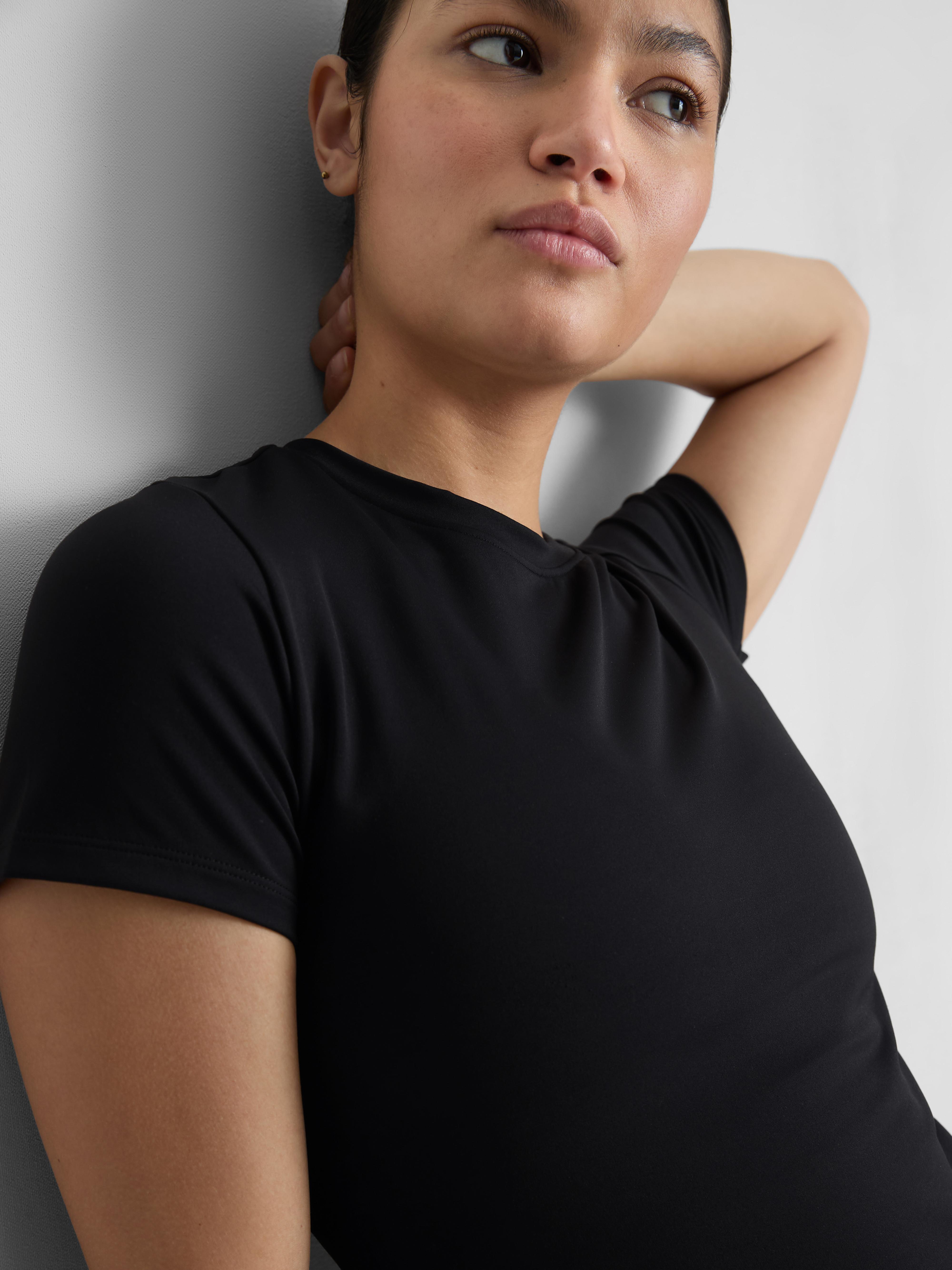 Buttery Soft Fitted Tee - Black