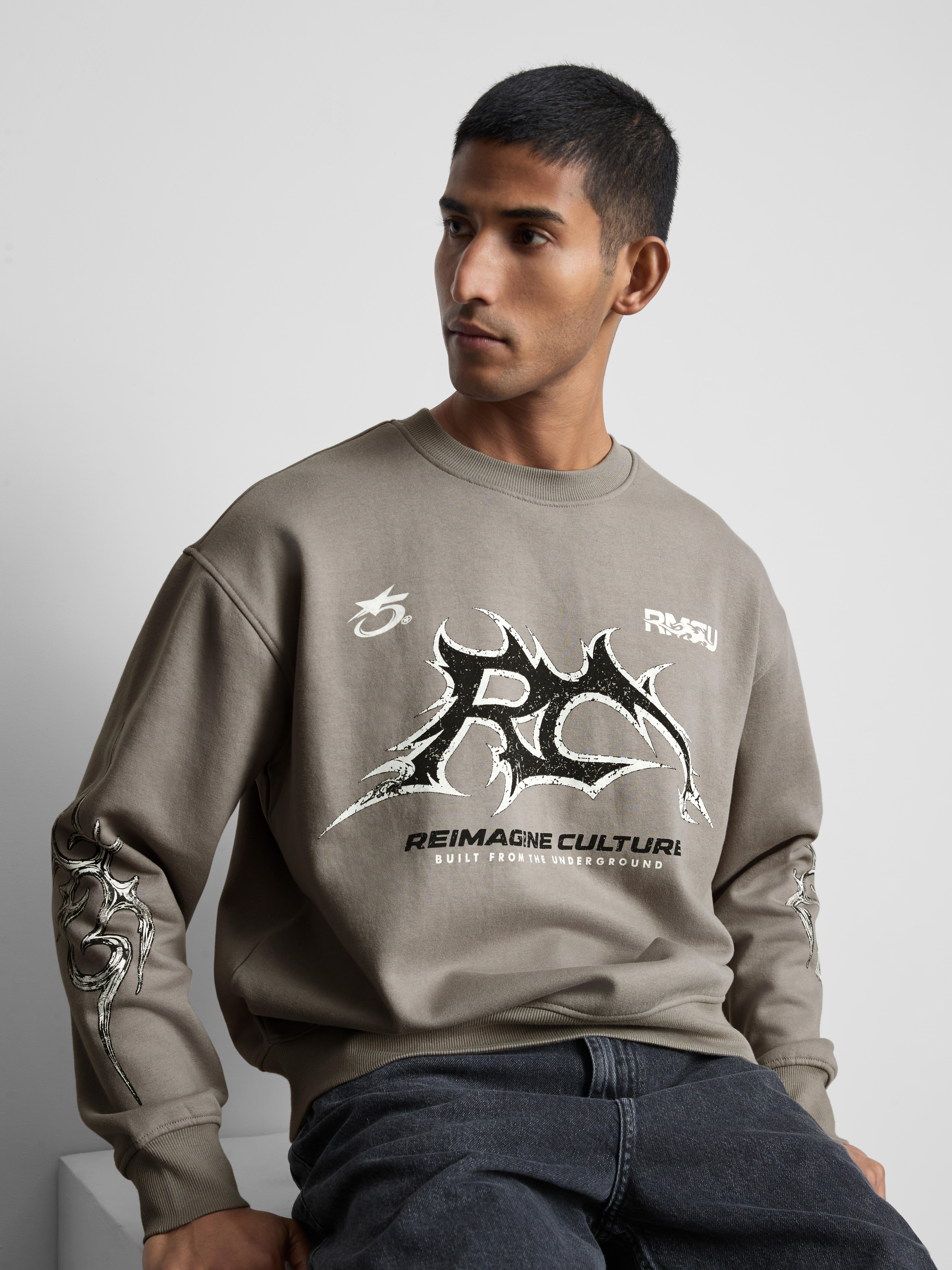 Graphic Sweatshirt - Light Gray