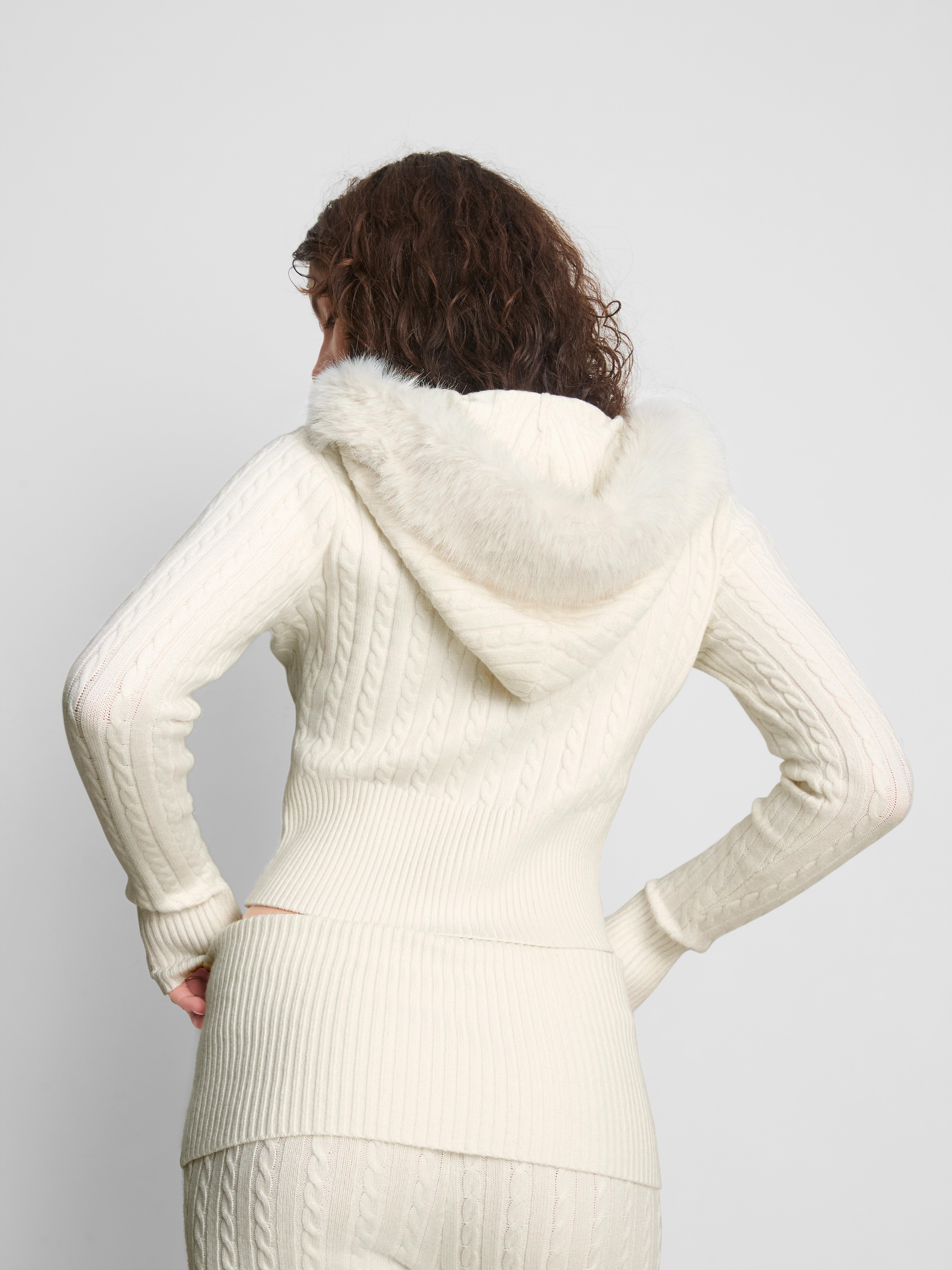 The Primark Scene | Cable Knit Zip-Up Hoodie - Cream