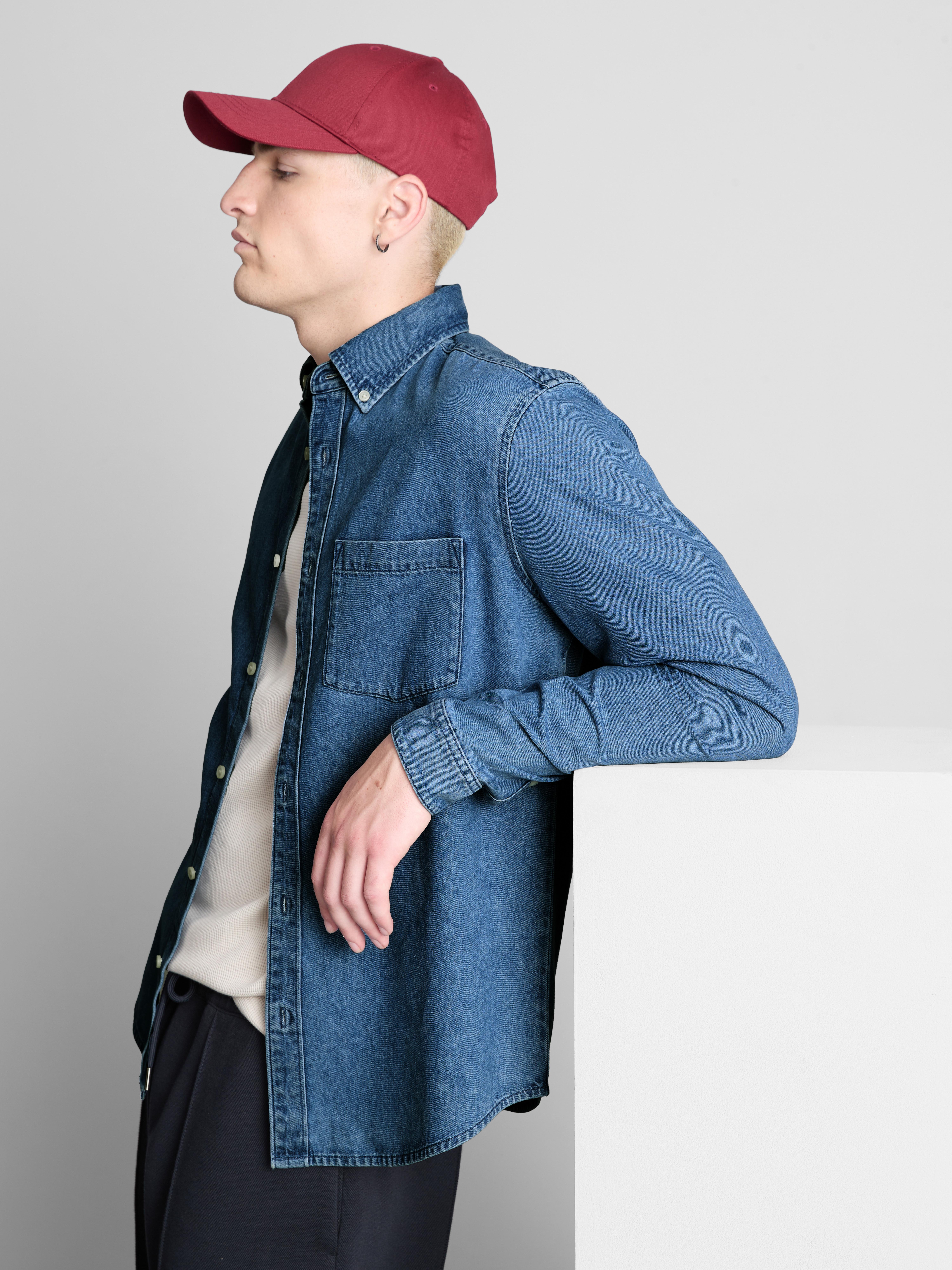 Long-Sleeve Button-Up Denim Shirt - Light Blue