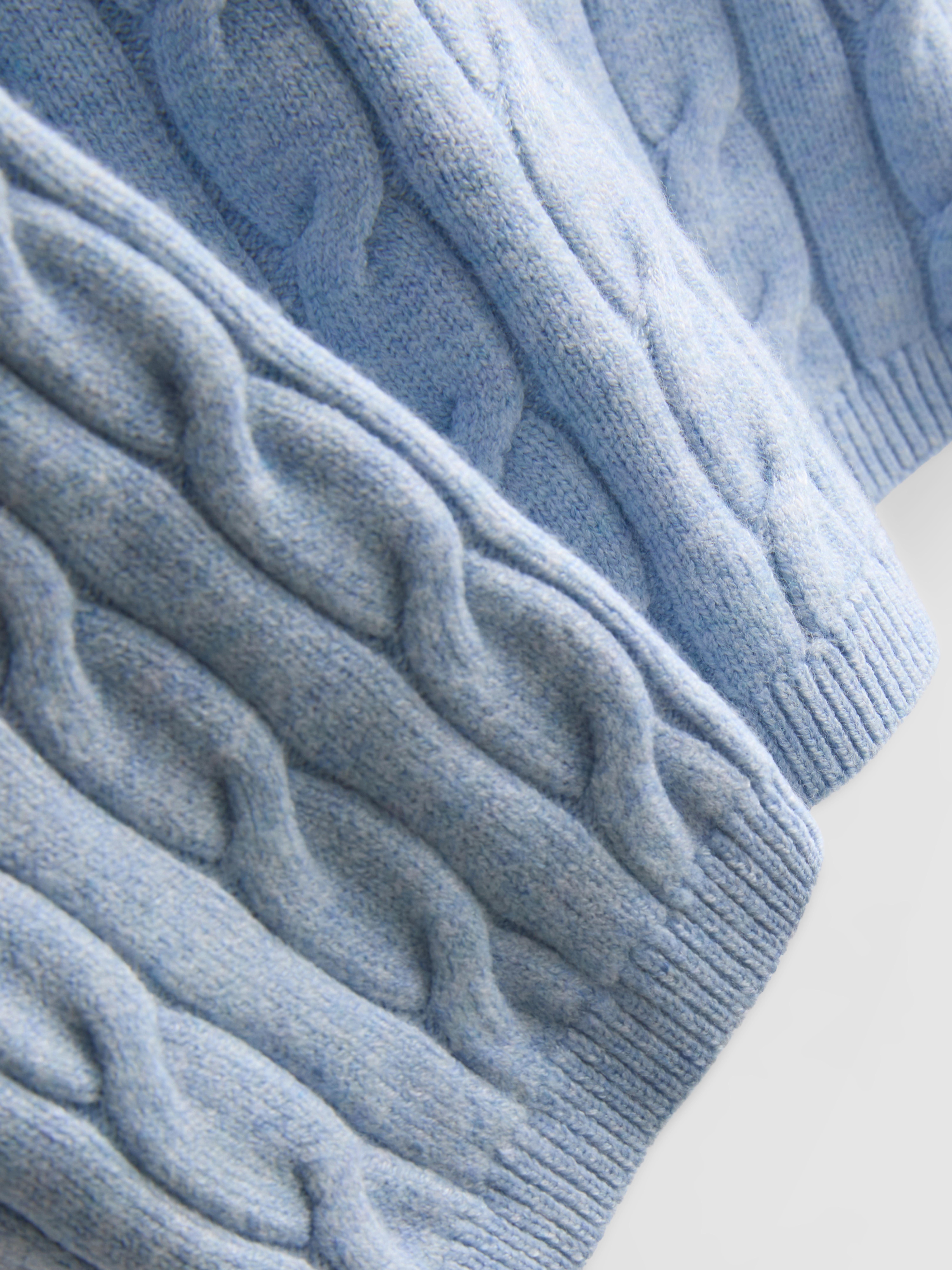 Cable Knit Crew Neck Sweater - Light Blue