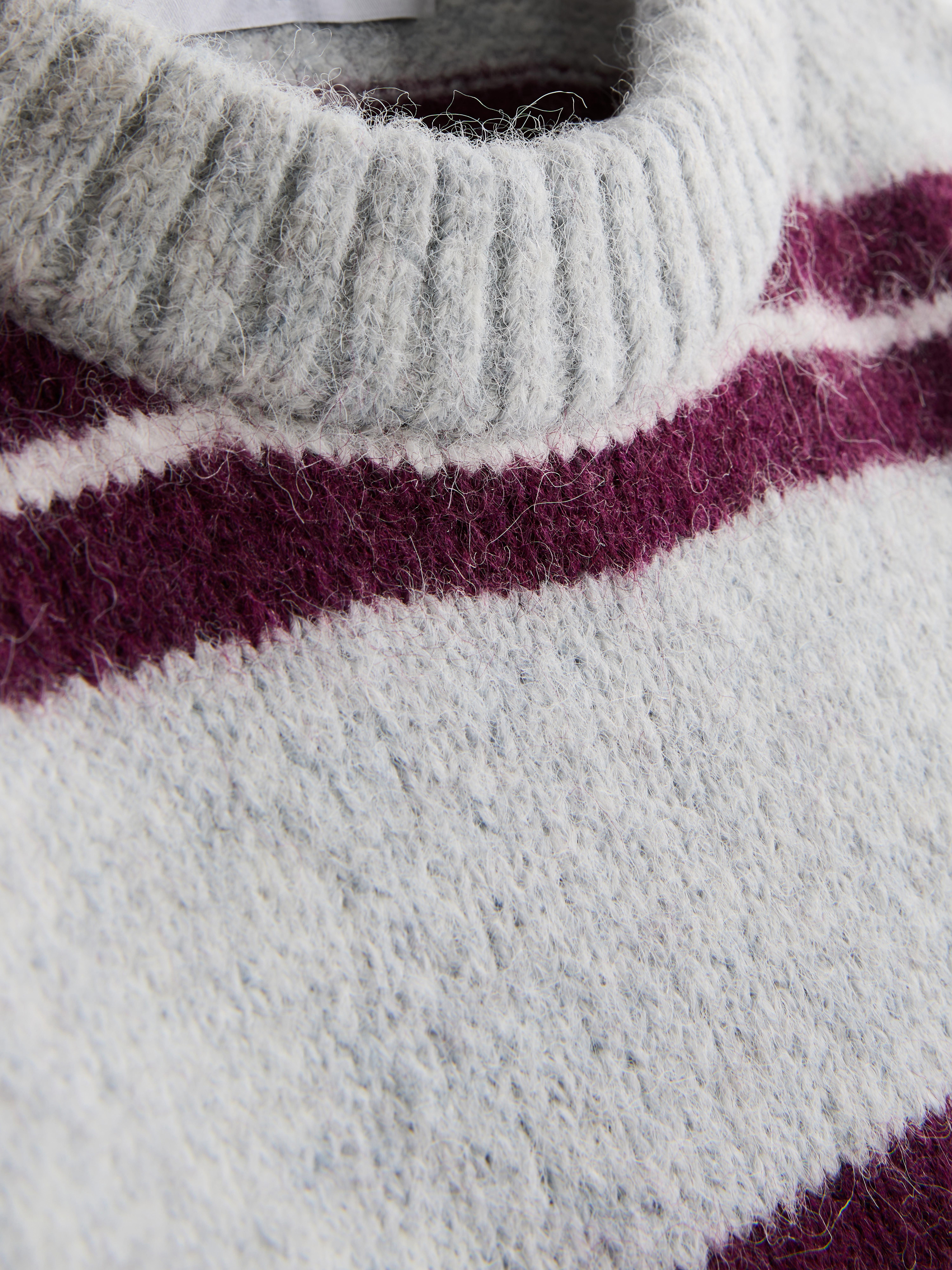 Knitted Fluffy Stripe Crew Neck Sweater - Gray