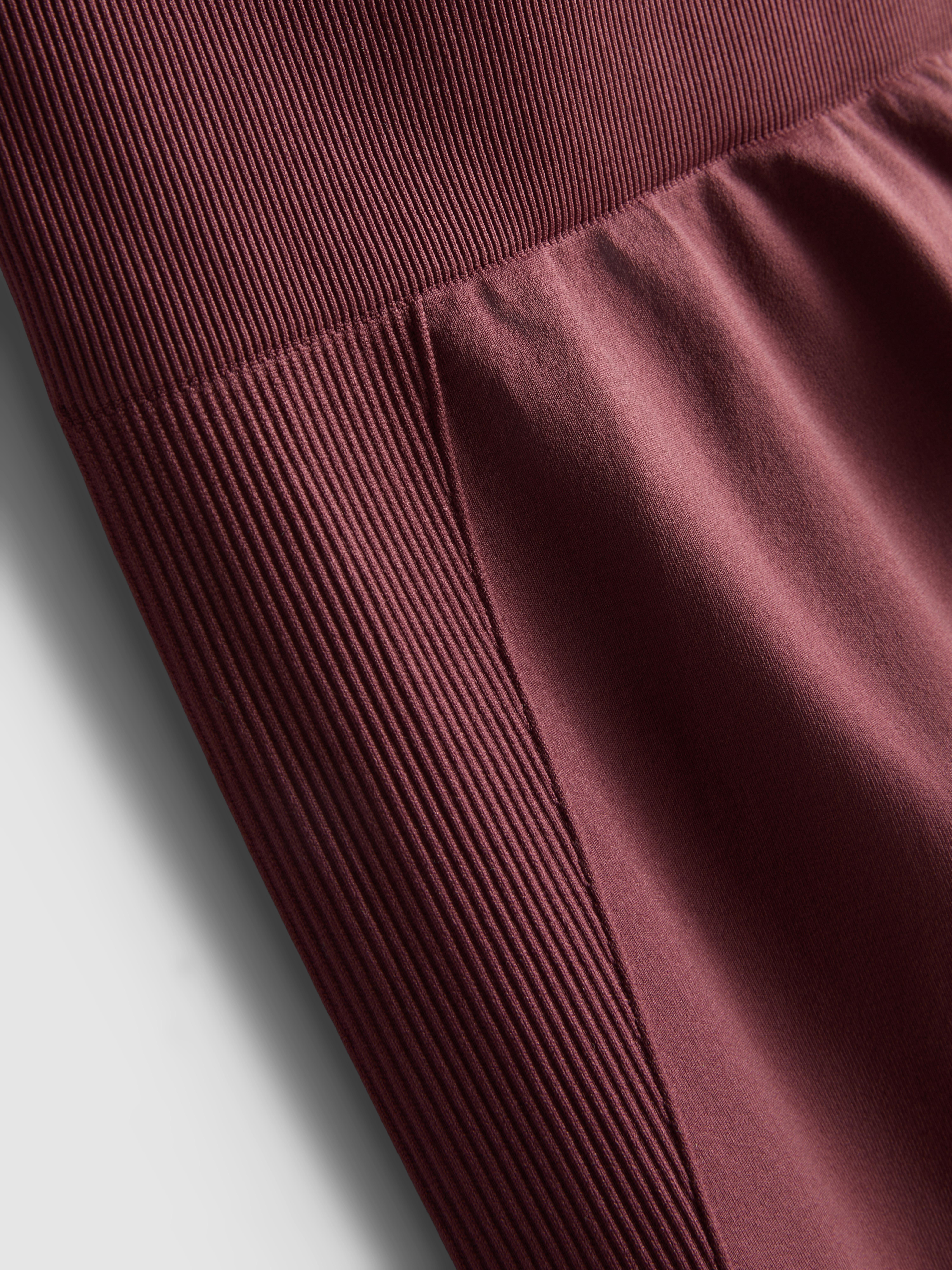 Seamless High-Waisted Active Leggings - Dark Pink