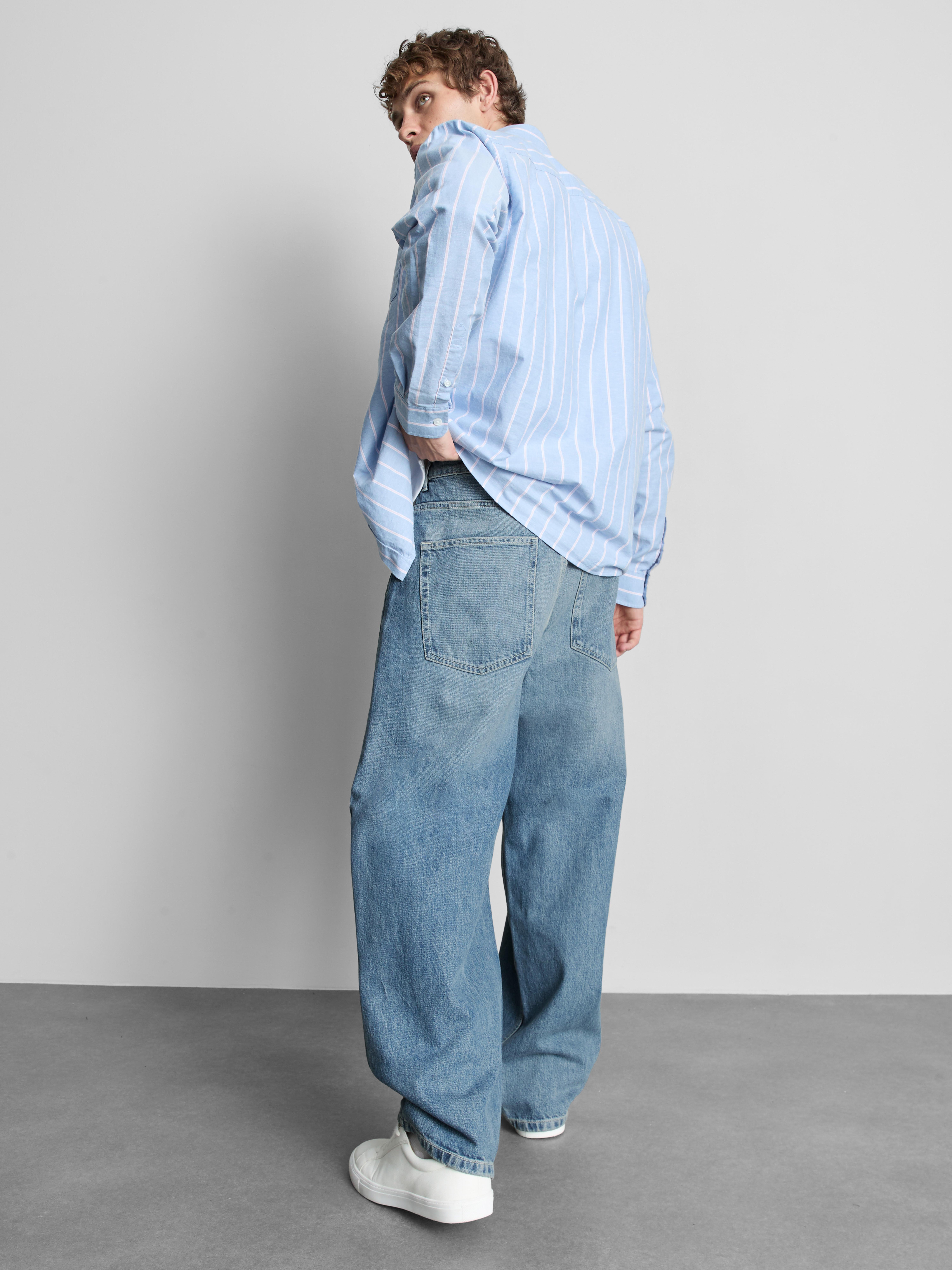 Mid-Rise Baggy Jeans - Light Blue