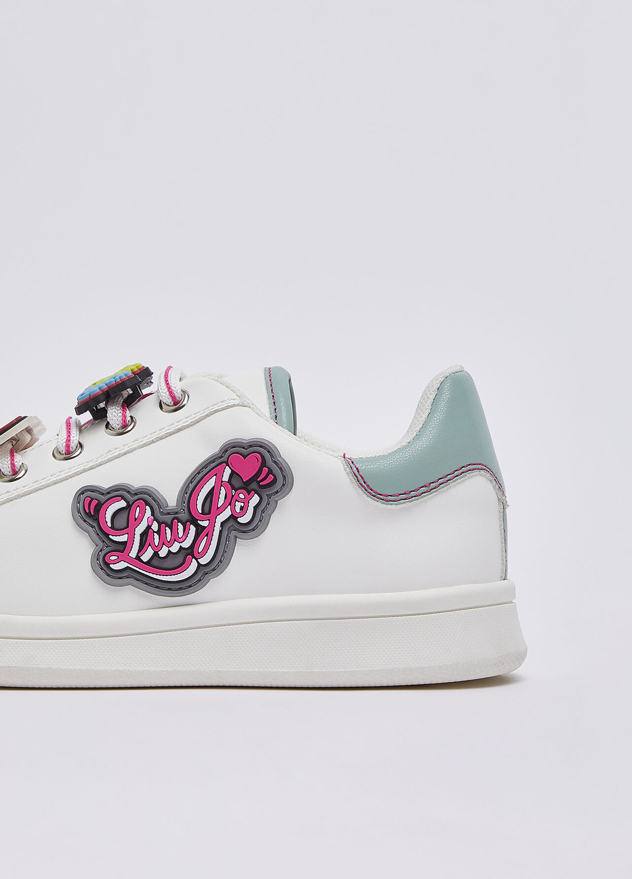Sneakers con patch - WHITE