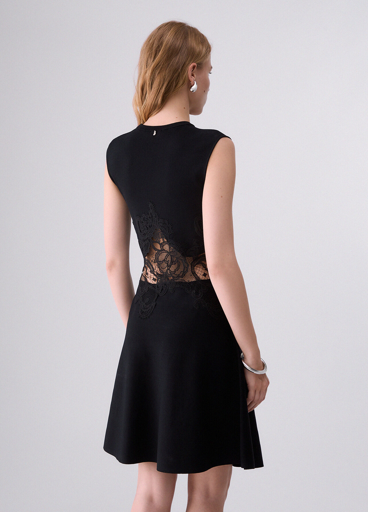 Abito in maglia con dettaglio in pizzo - BLACK