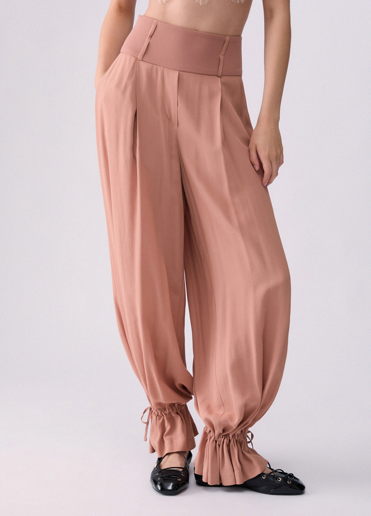 Pantaloni ampi con coulisse - NUDE