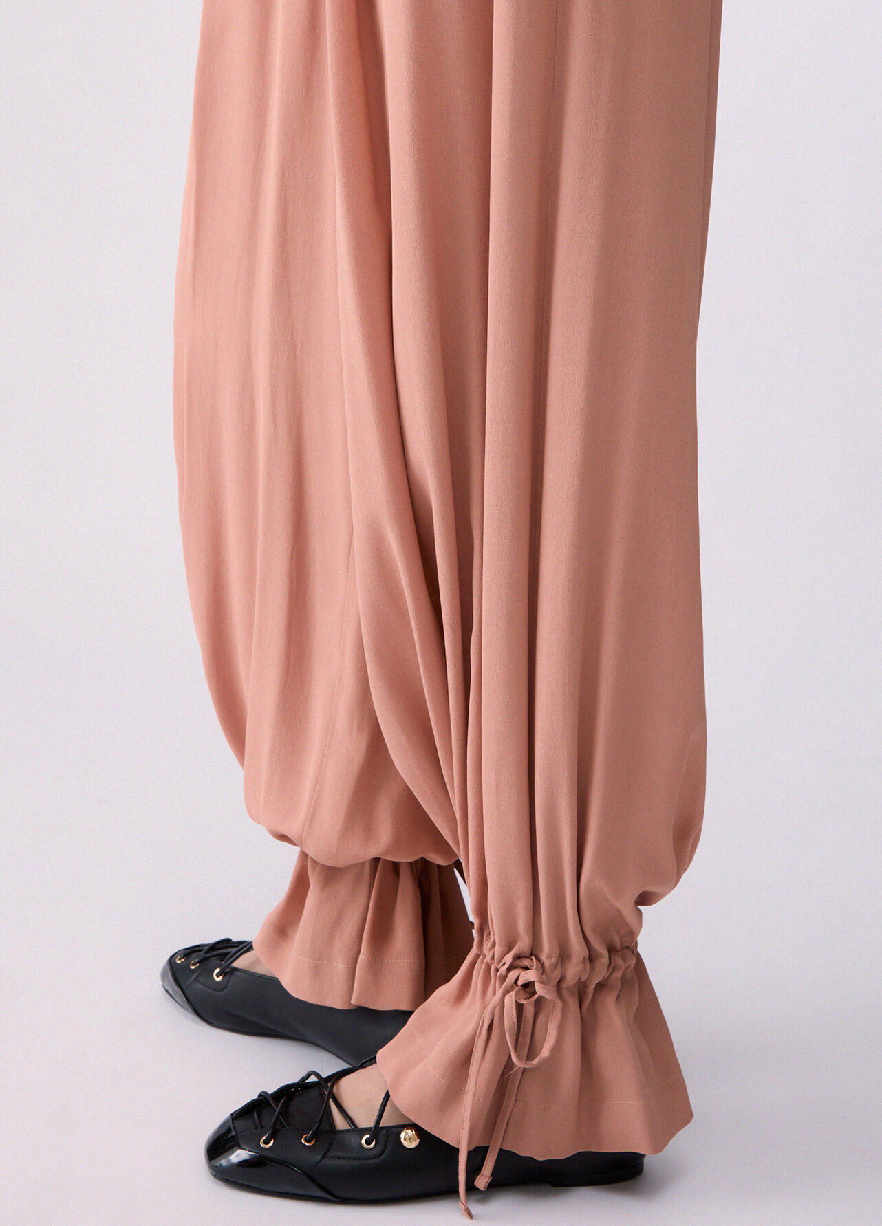 Pantaloni ampi con coulisse - NUDE