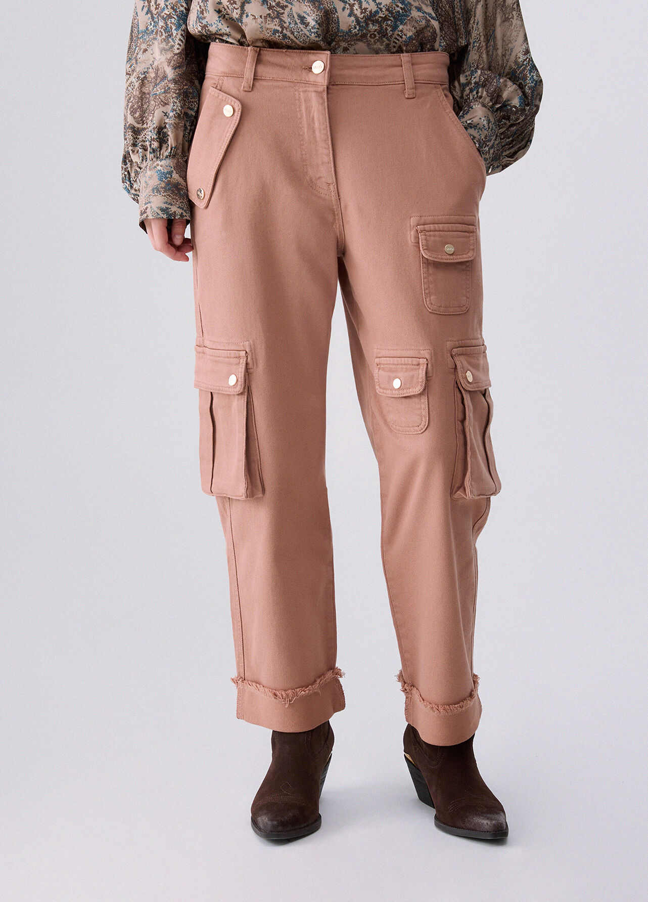 Pantaloni worker con tasche - NUDE