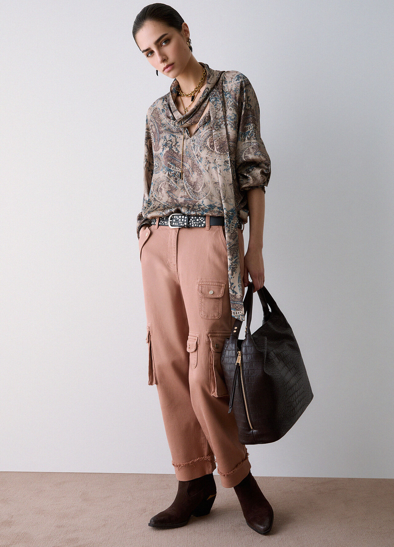 Pantaloni worker con tasche - NUDE