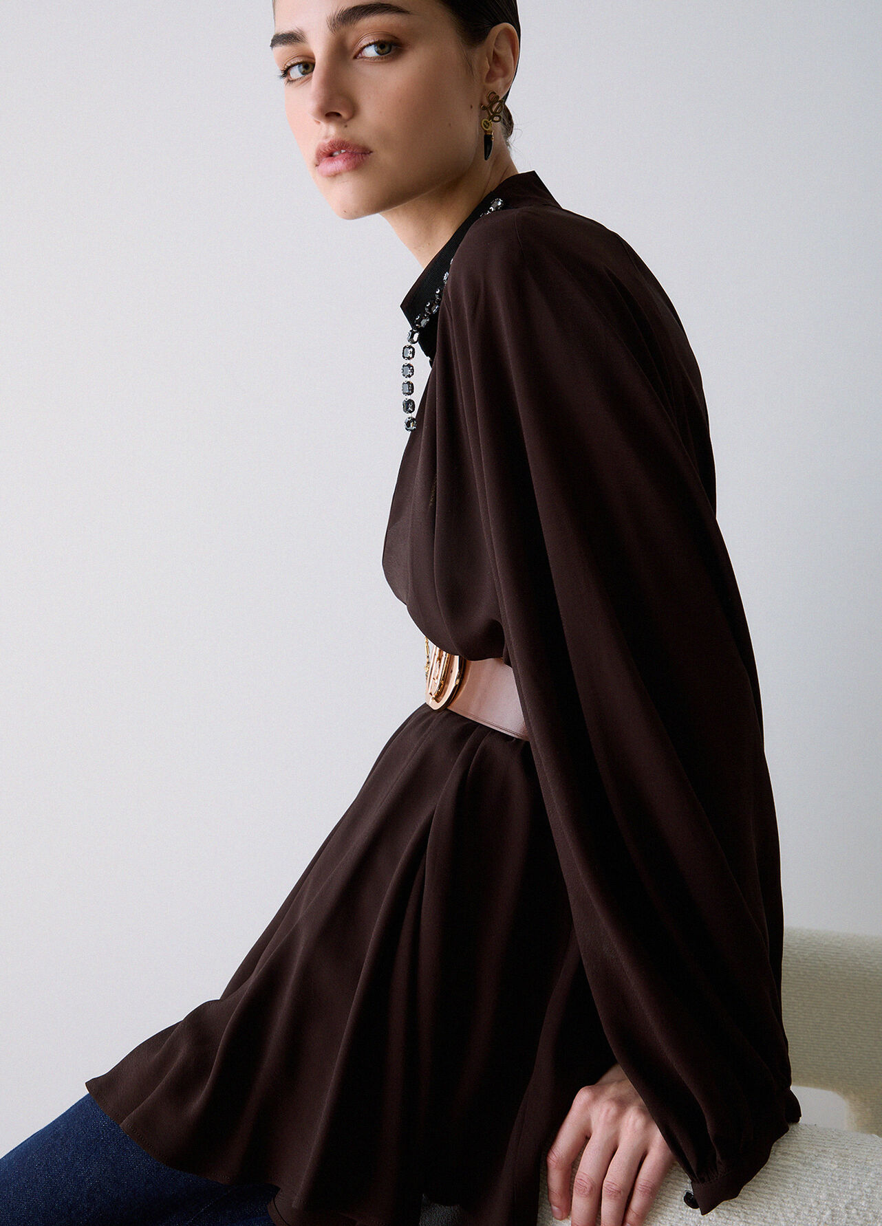 Abito corto in georgette - MOCHA