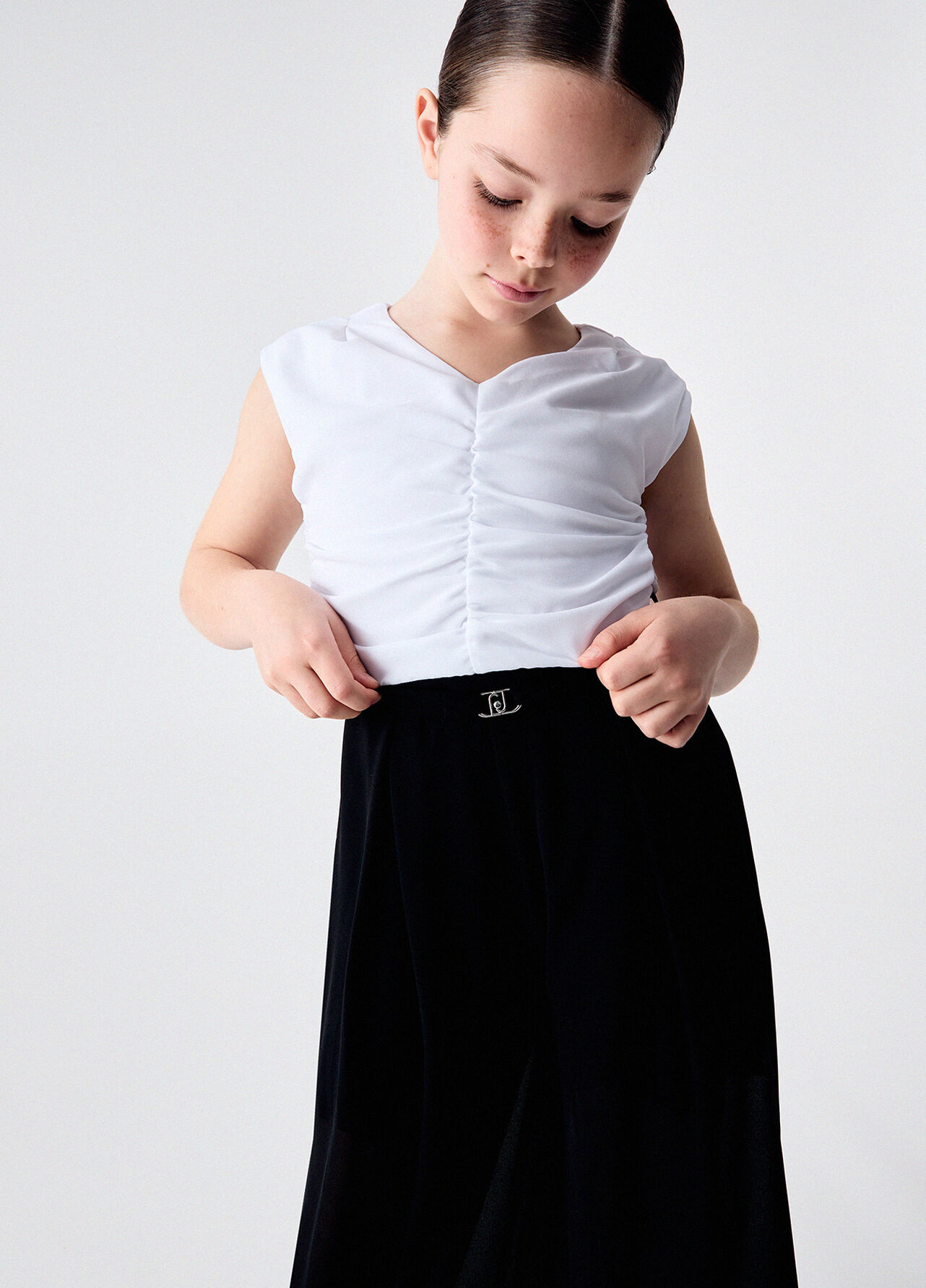 Tuta elegante con cintura - WHITE / BLACK