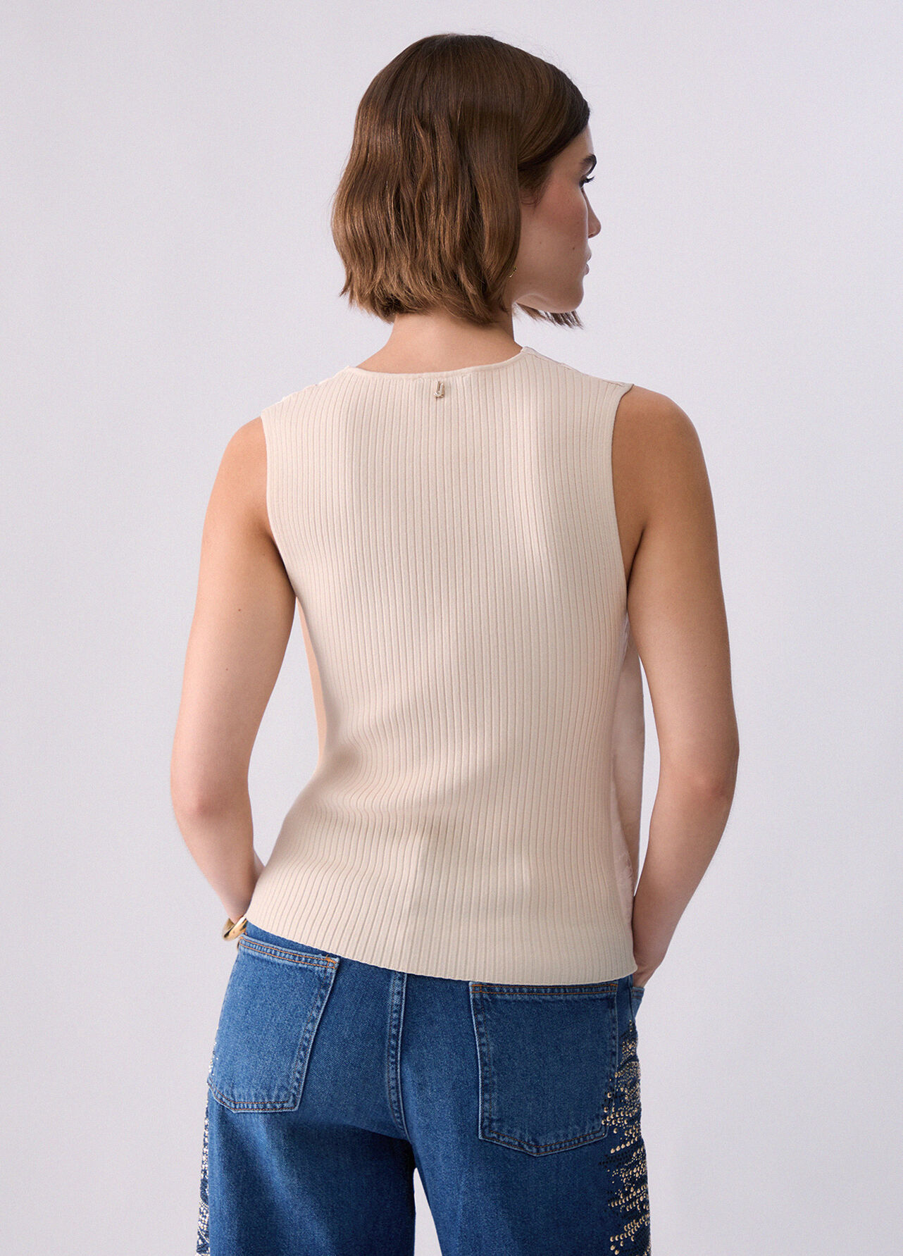 Top con ricami gioiello - CREAM