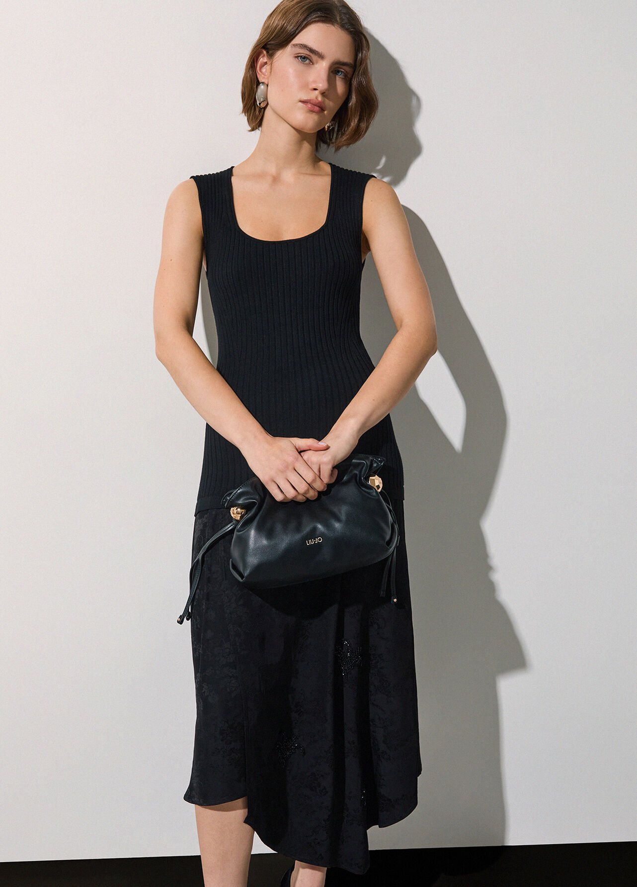 Abito con ricami gioiello - BLACK