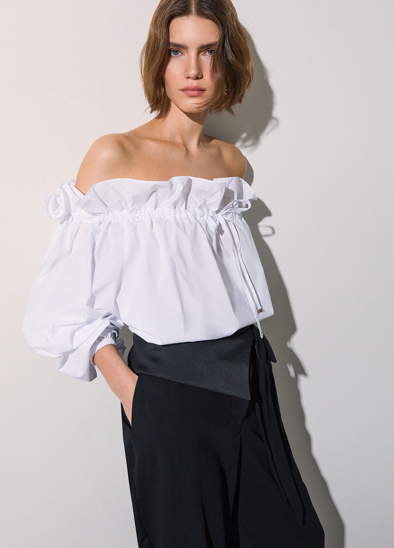 Pantaloni in envers satin - BLACK