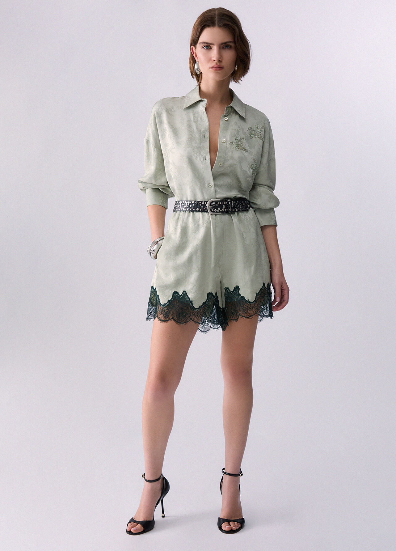 Short jacquard con dettagli in pizzo - LIGHT SAGE