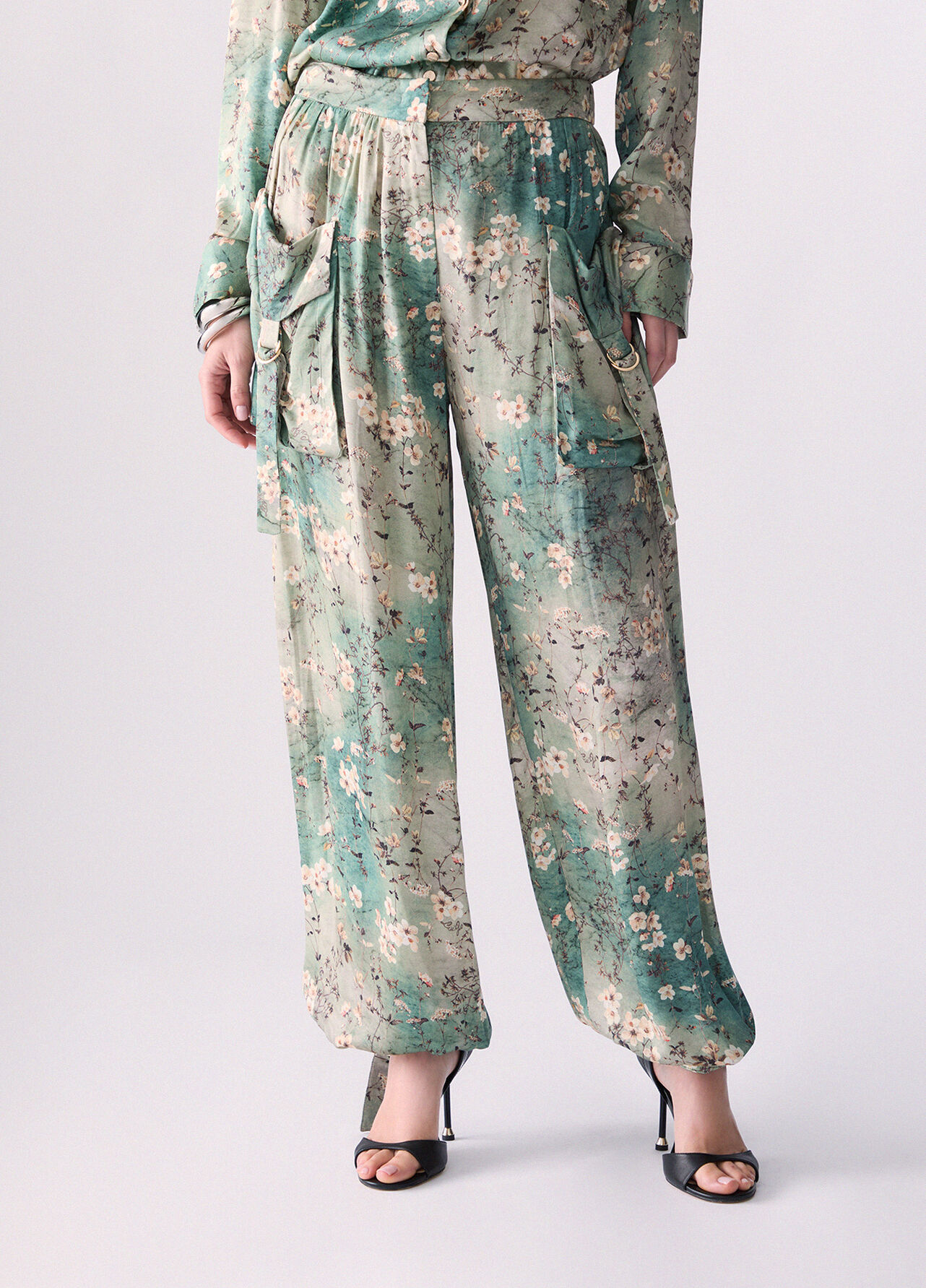 Pantaloni in raso stampato - LIGHT BLUE FLORAL