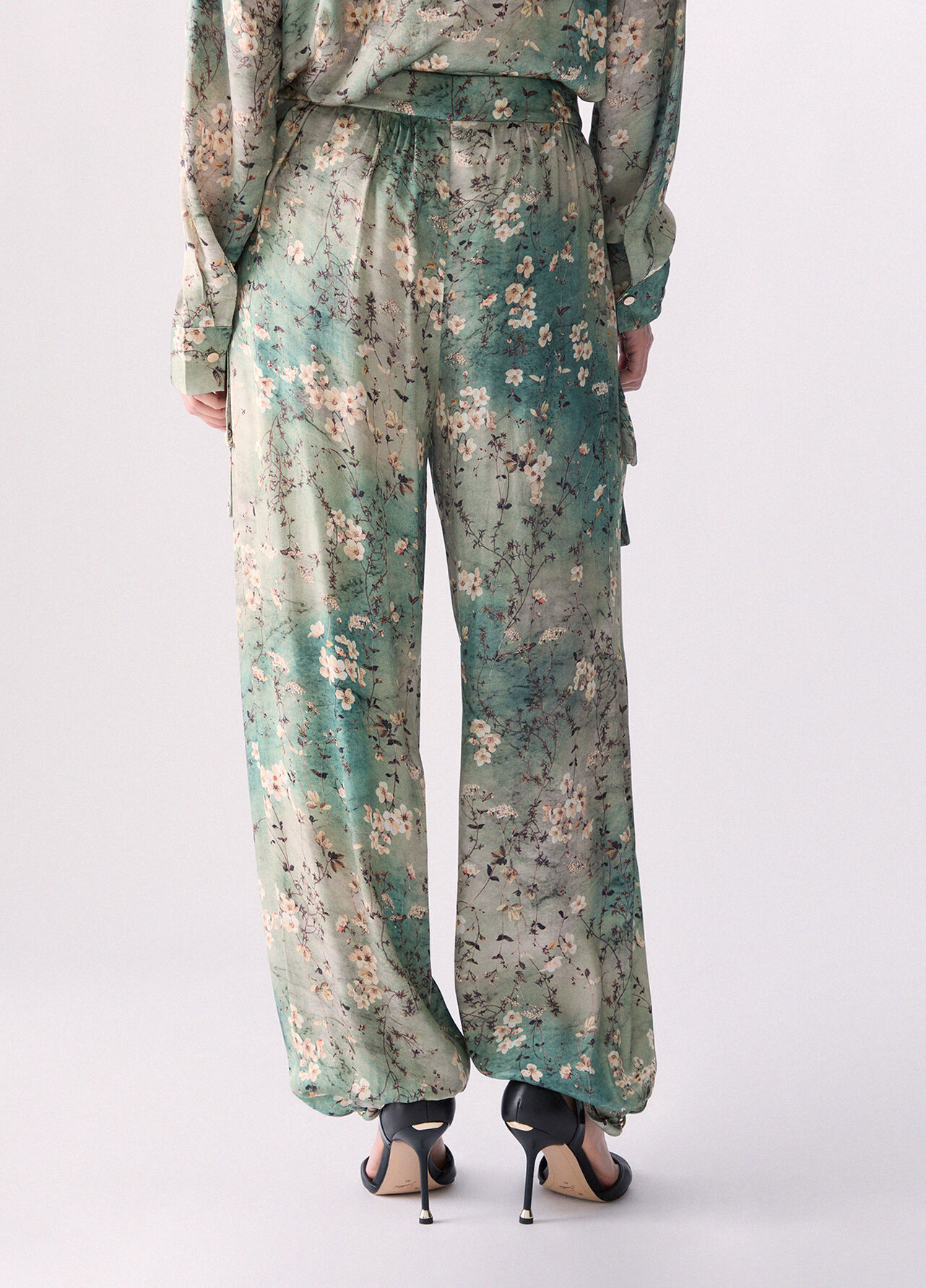 Pantaloni in raso stampato - LIGHT BLUE FLORAL
