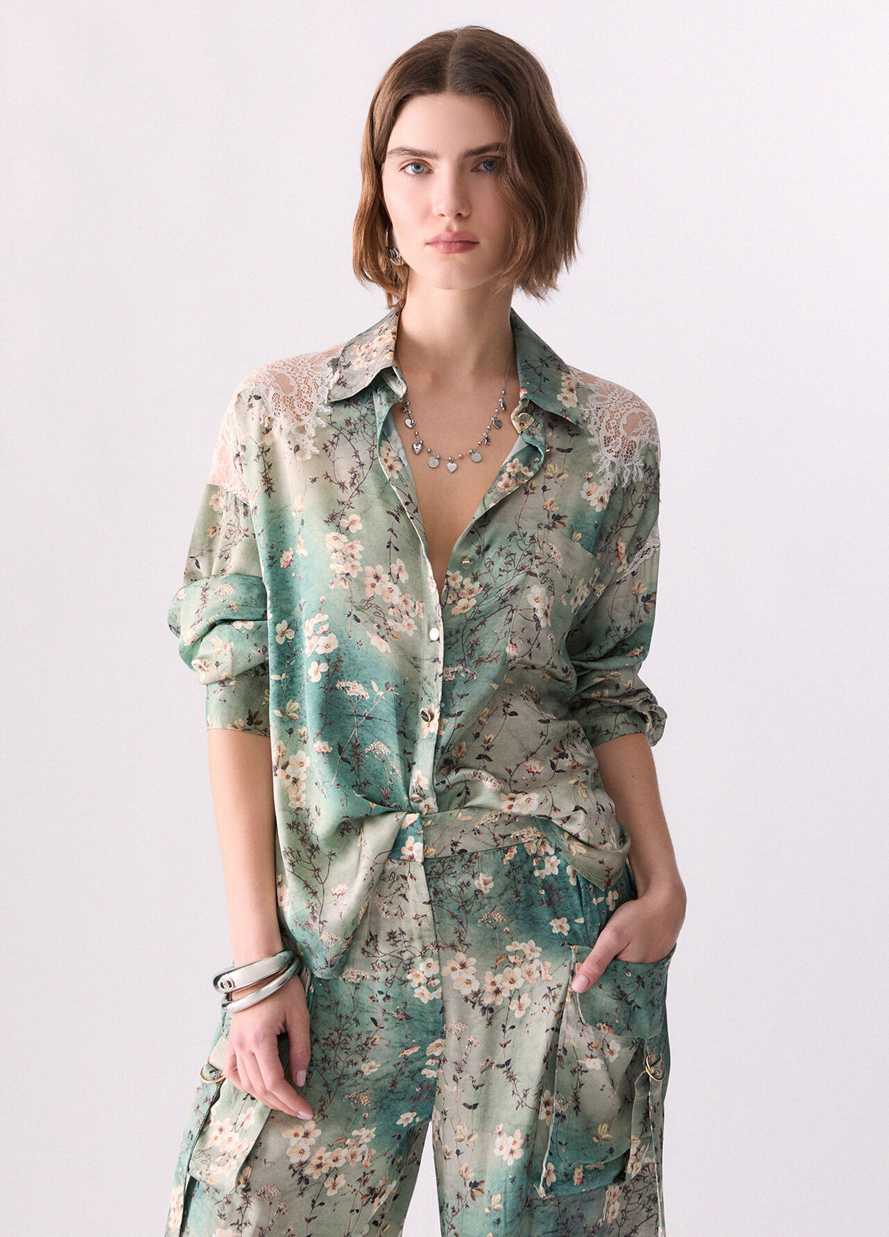 Camicia in raso stampato - LIGHT BLUE FLORAL