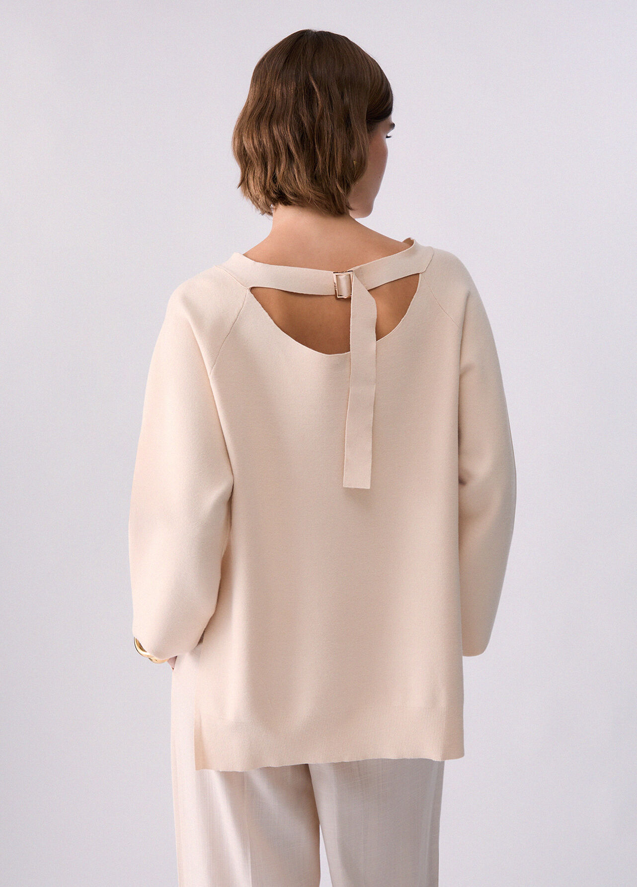 Felpa in maglia con cut-out - CREAM