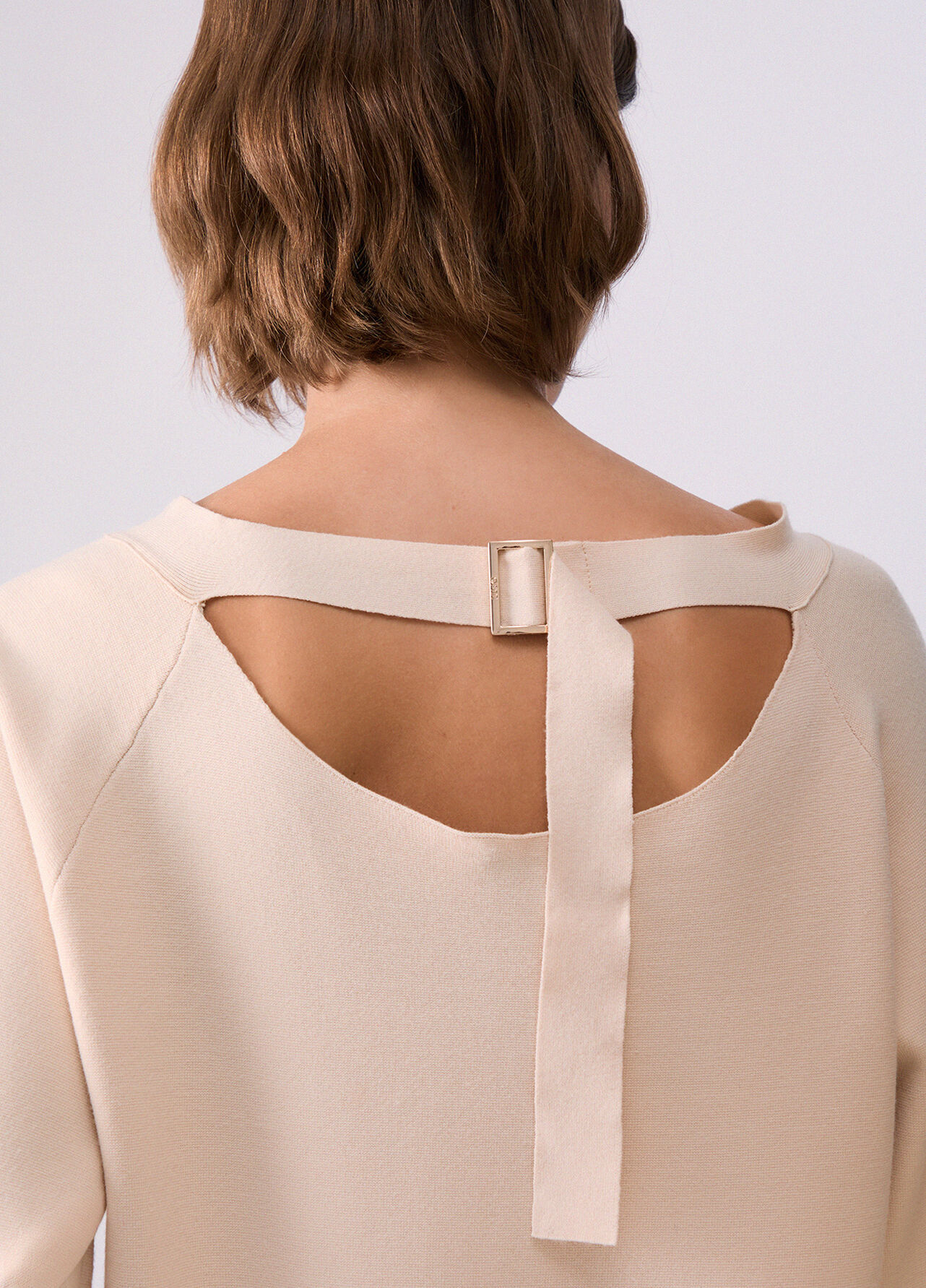 Felpa in maglia con cut-out - CREAM