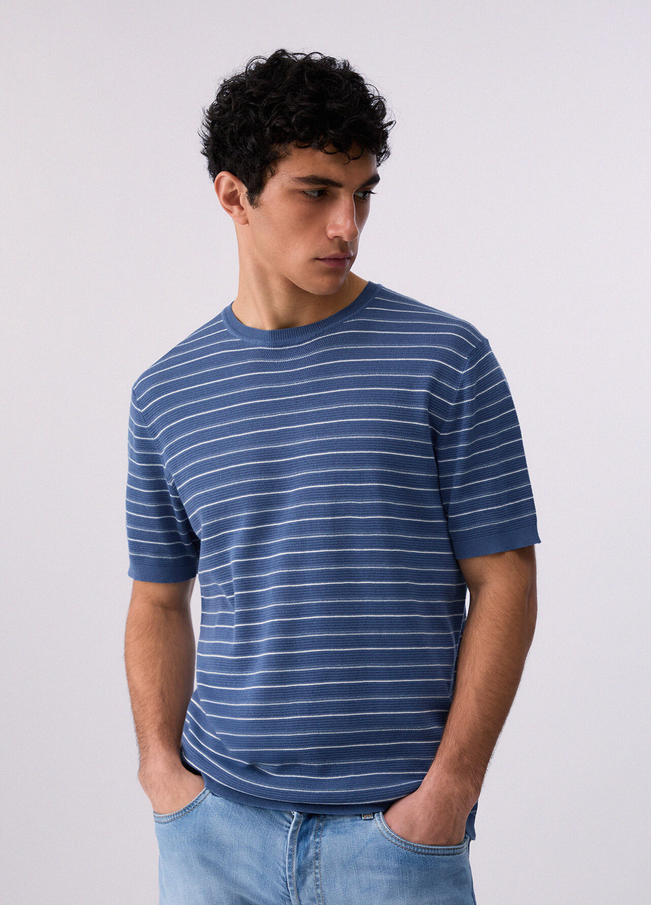 T-shirt in maglia a righe - BLUE