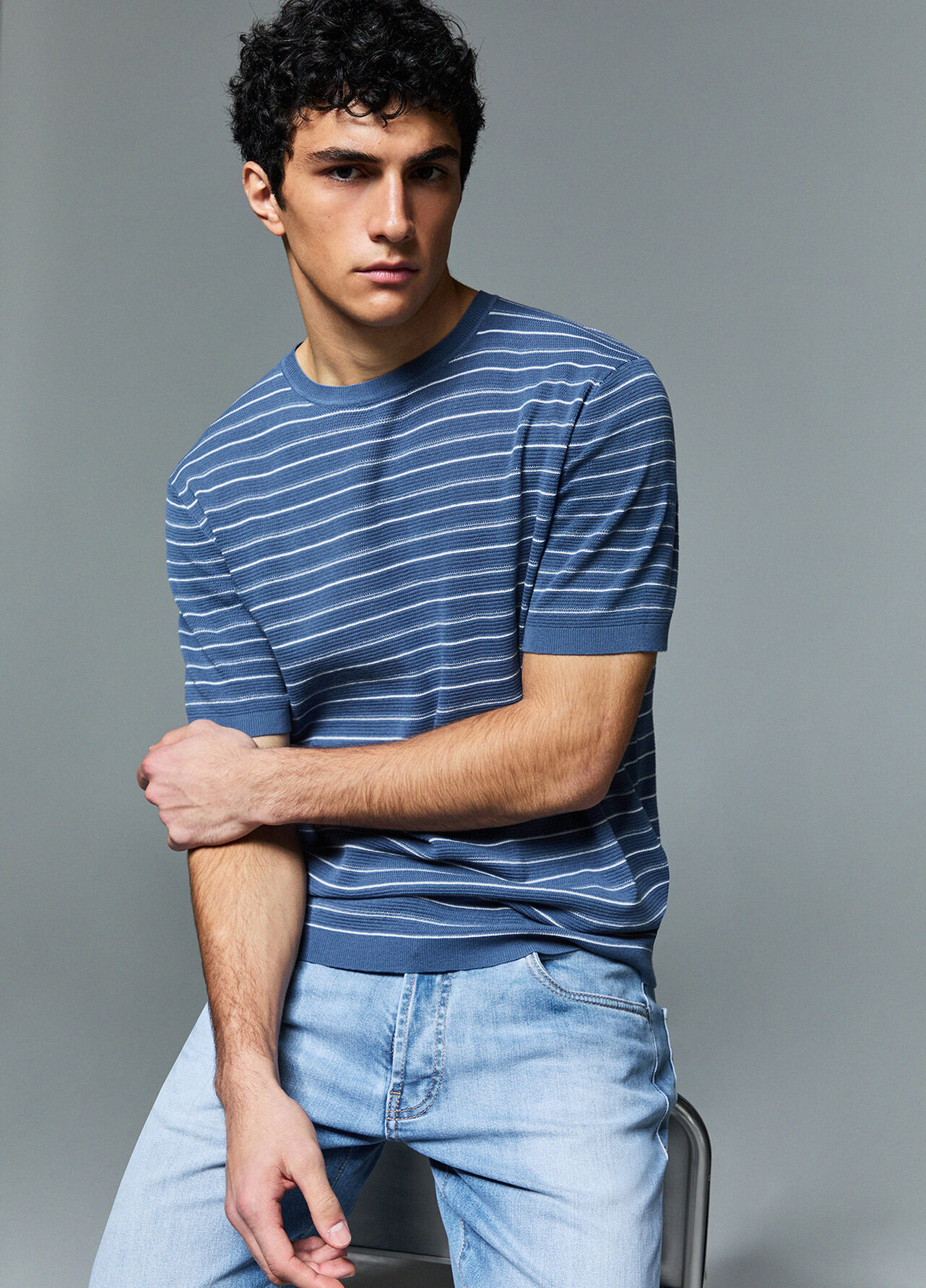 T-shirt in maglia a righe - BLUE