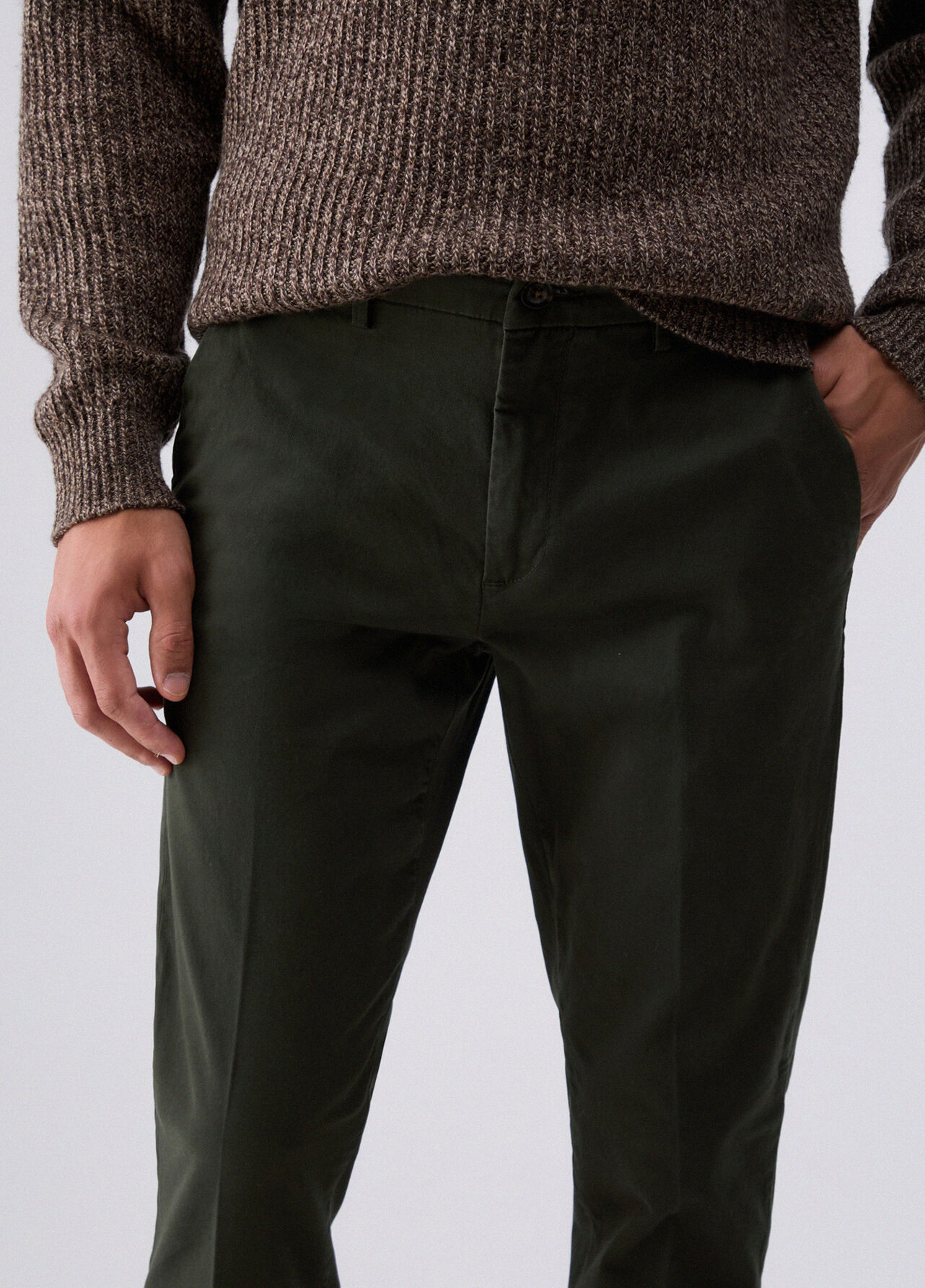Pantaloni chino in gabardine - MOSS GREEN