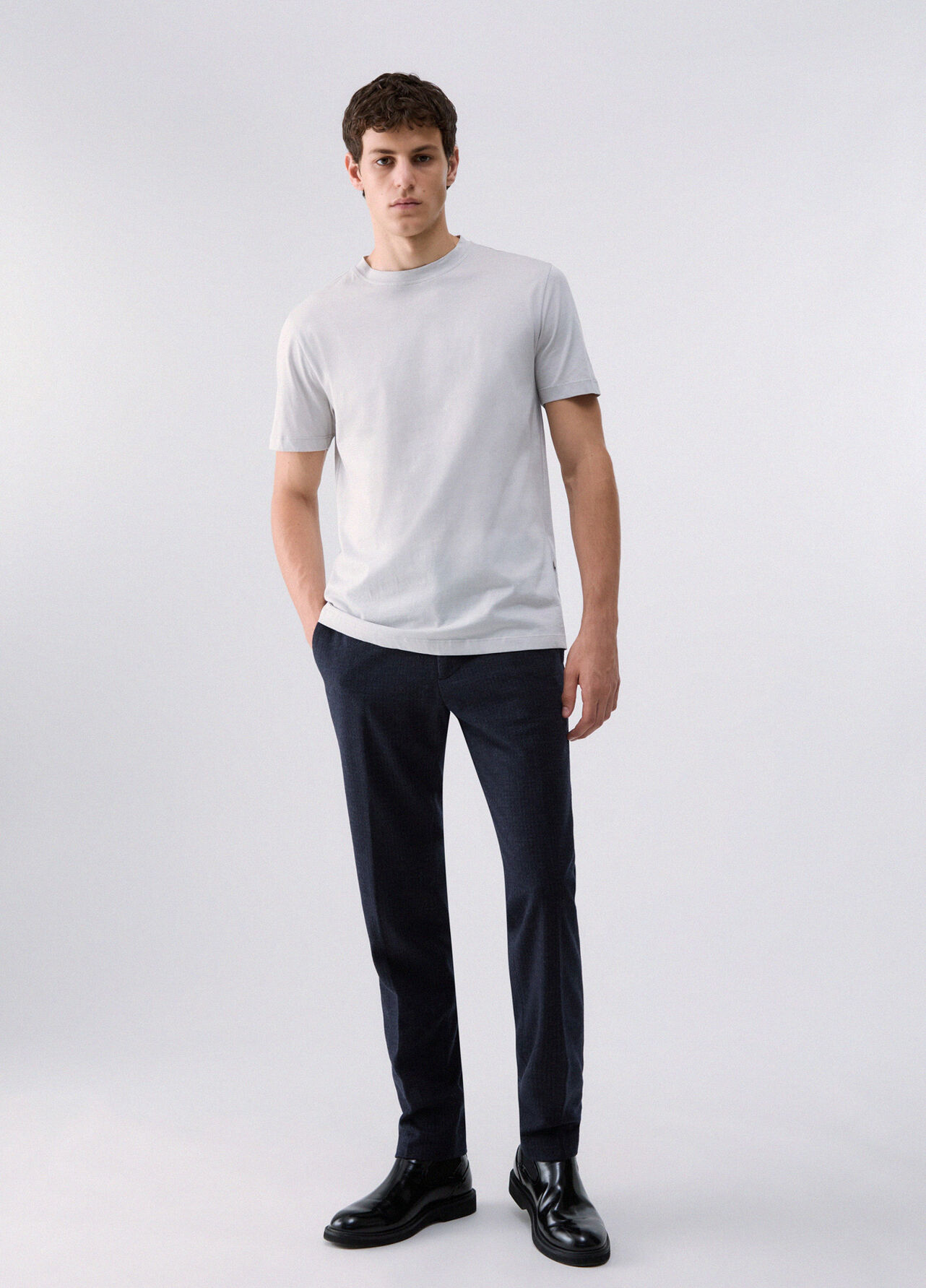 T-shirt con logo ricamato - LIGHT GREY