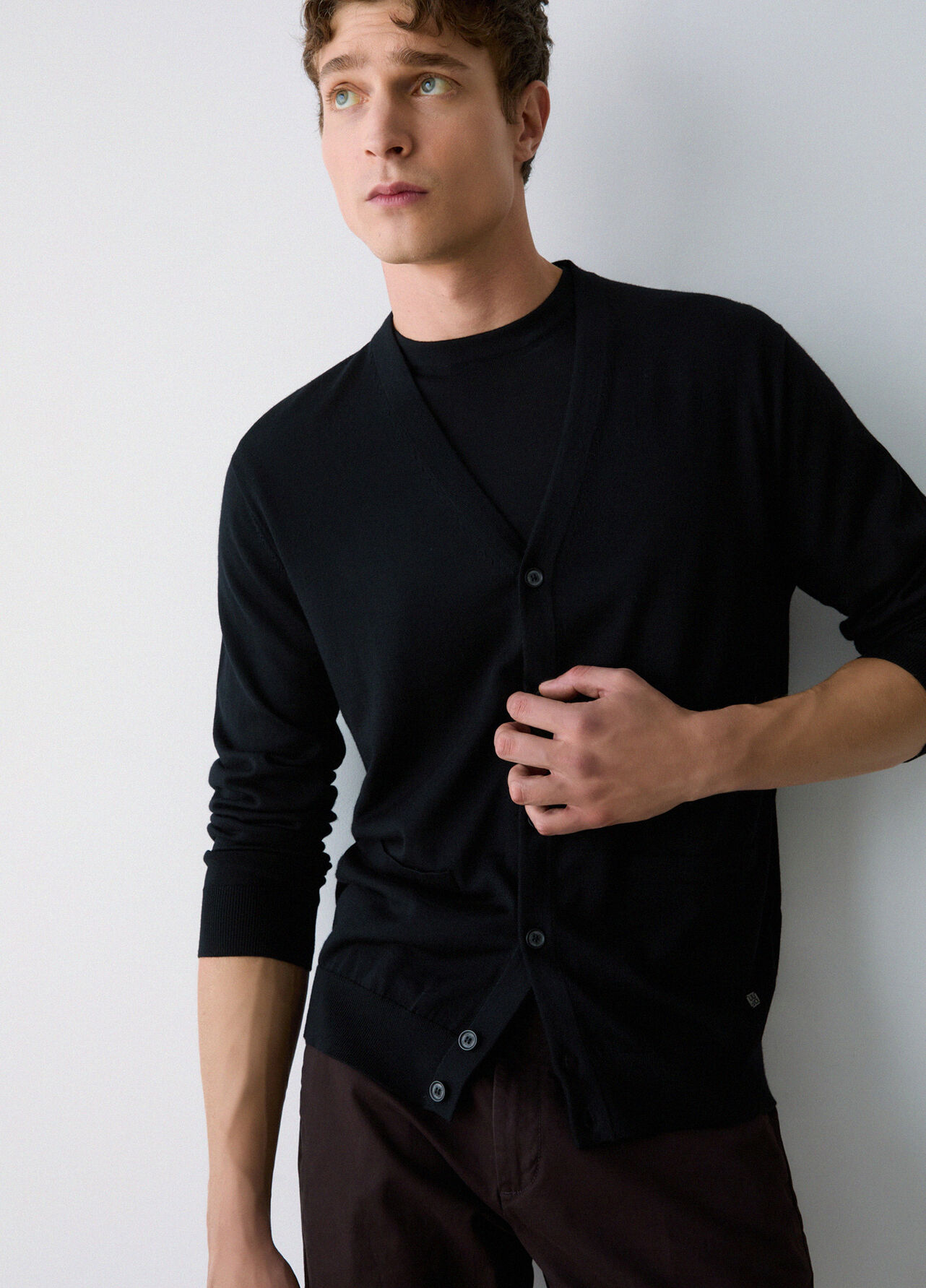 Cardigan in pura lana - BLACK