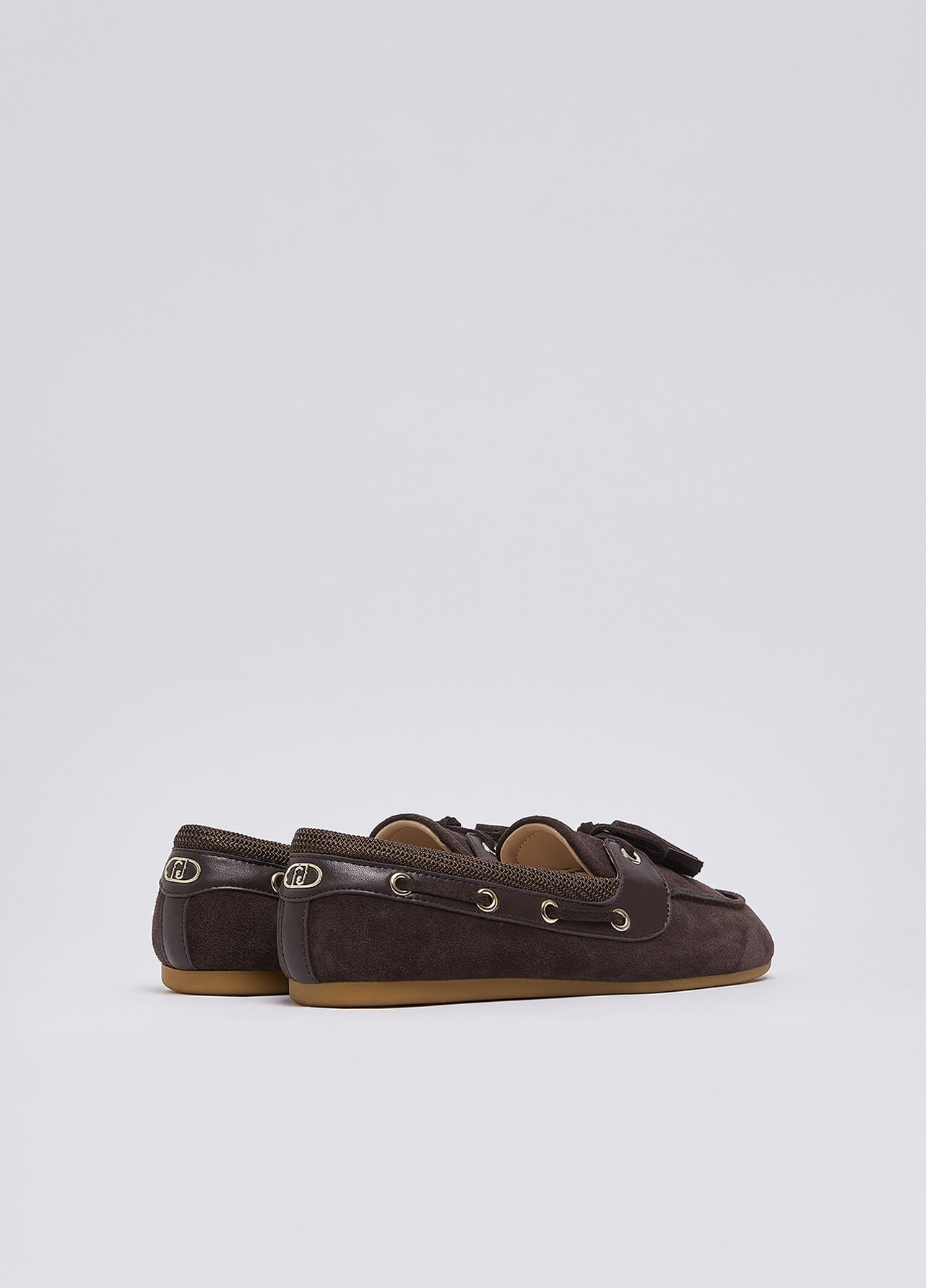 Mocassini in suede con nappine - MOCHA