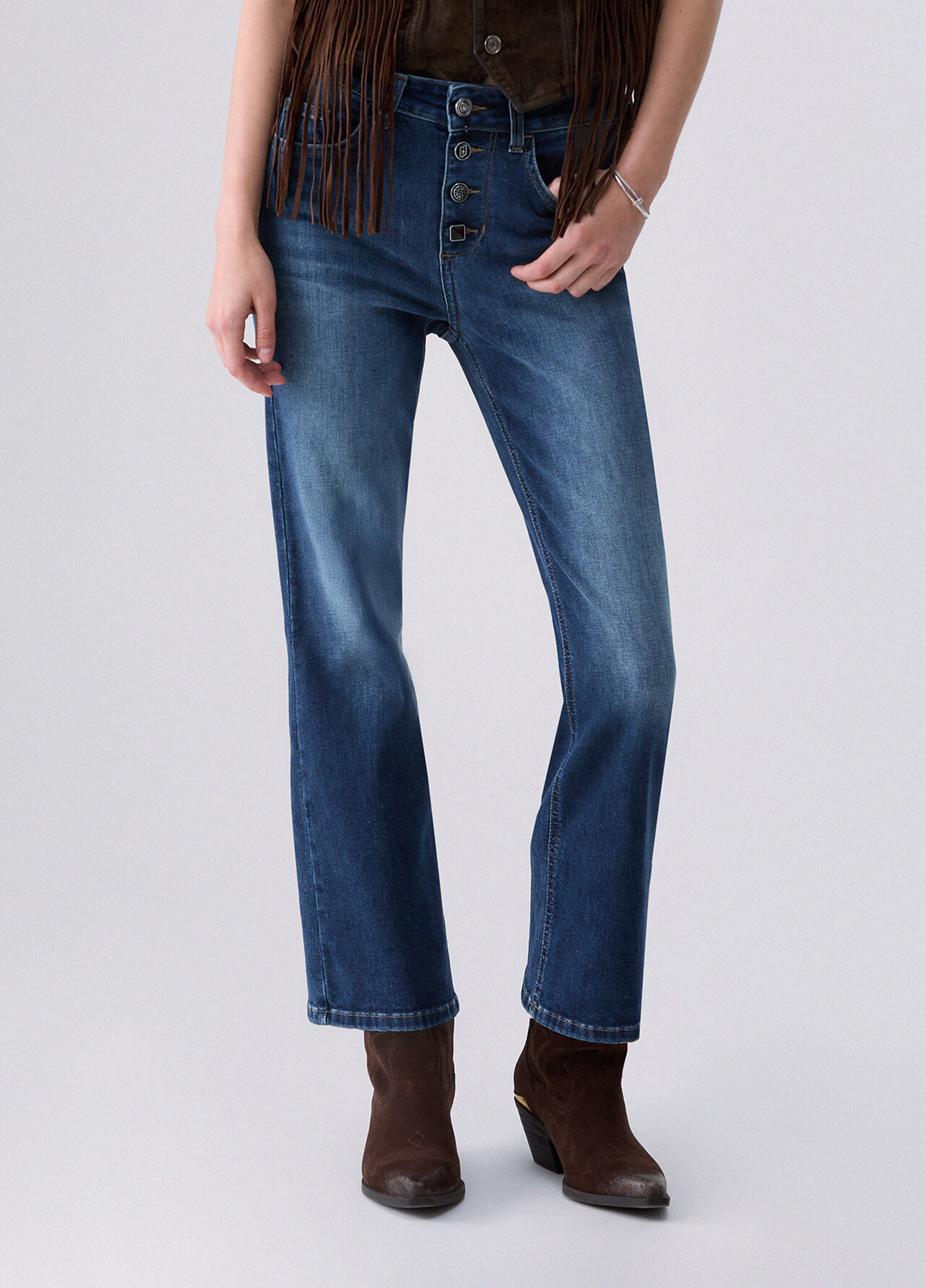 Jeans bootcut con bottoni gioiello - DARK BLUE DENIM