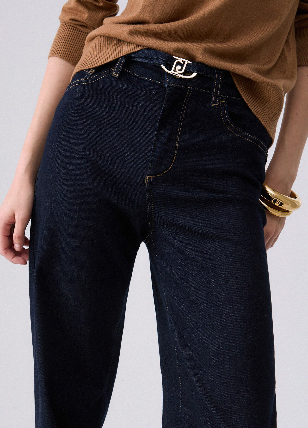 Jeans flare con cintura - DARK DENIM