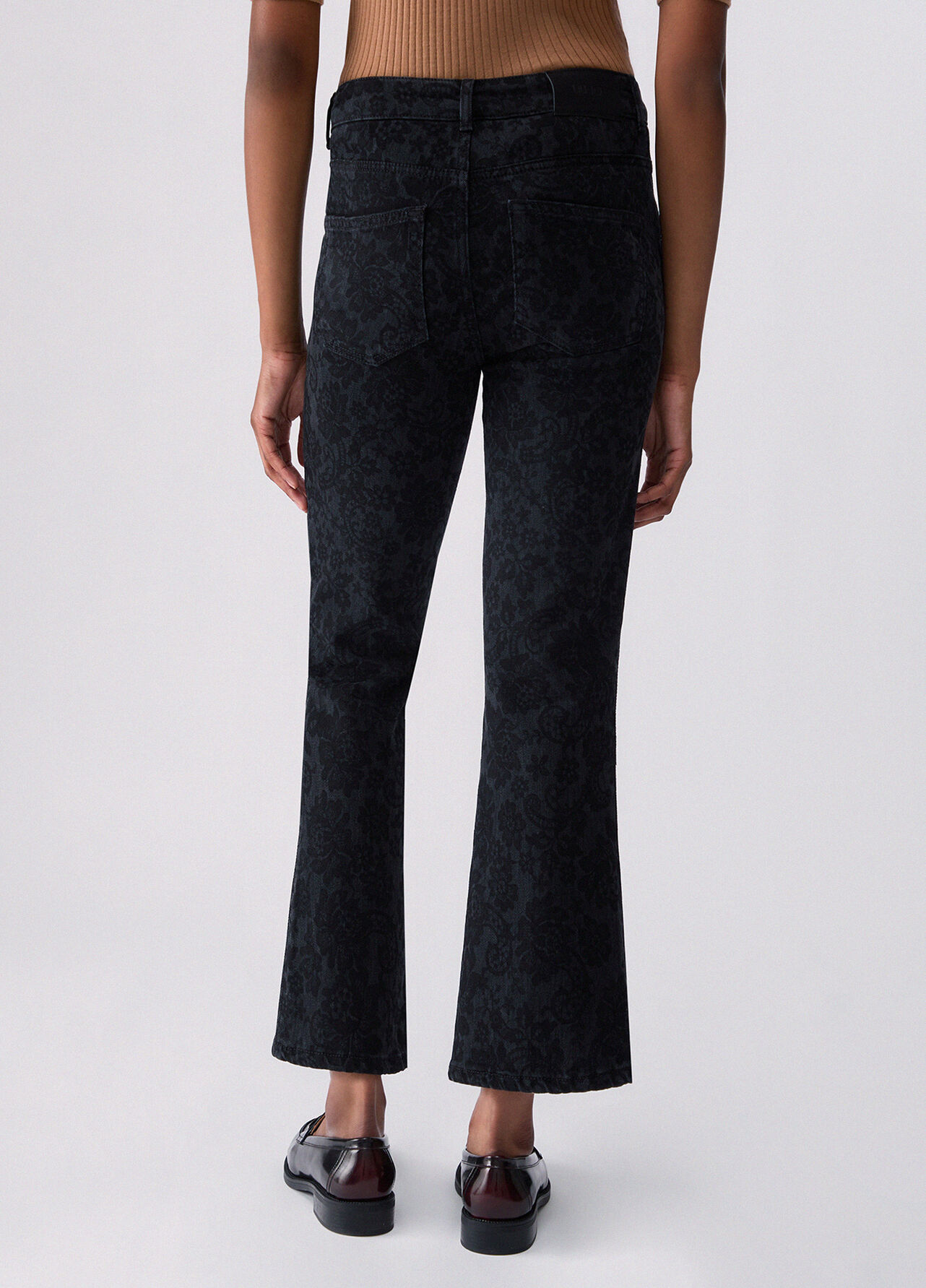 Jeans bootcut con dettaglio laser - BLACK DENIM