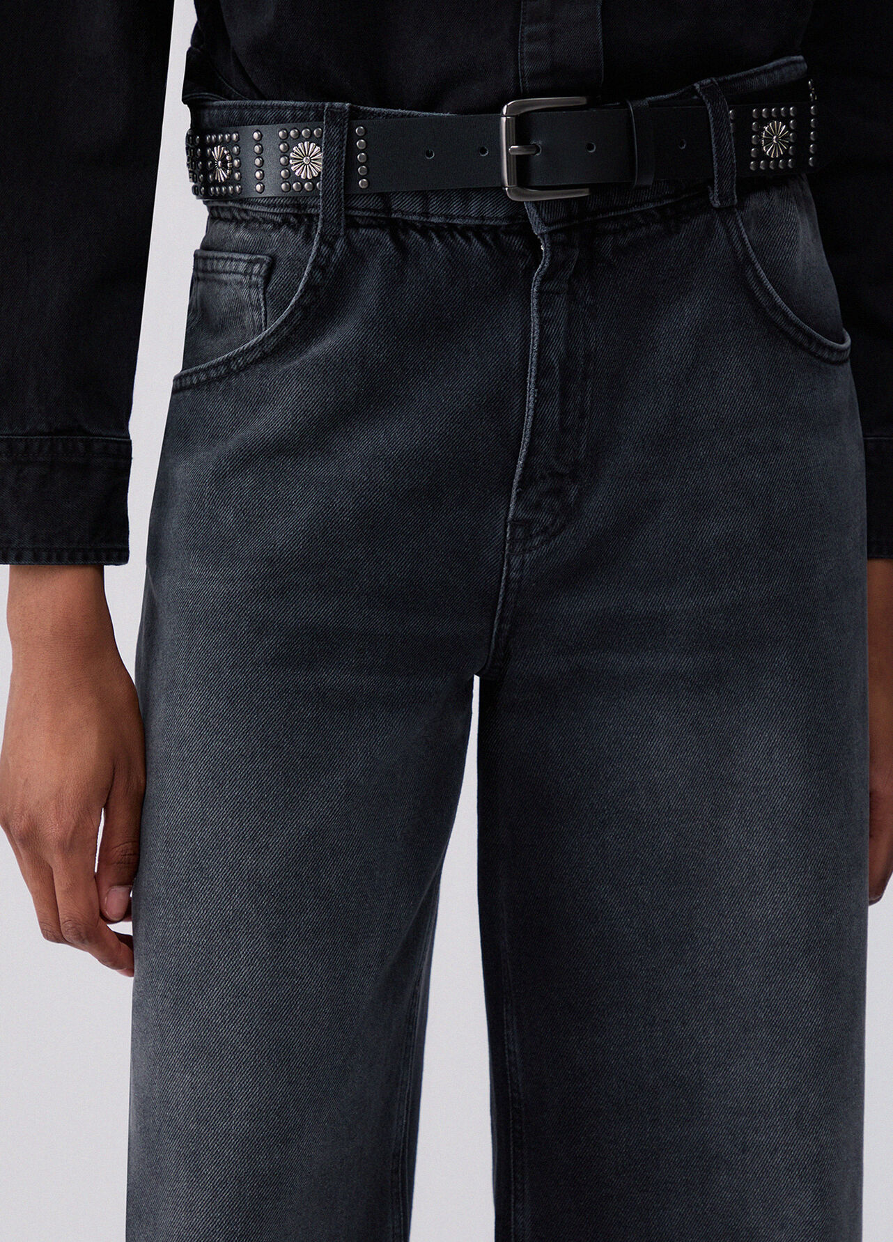 Jeans flare con cintura - BLACK DENIM