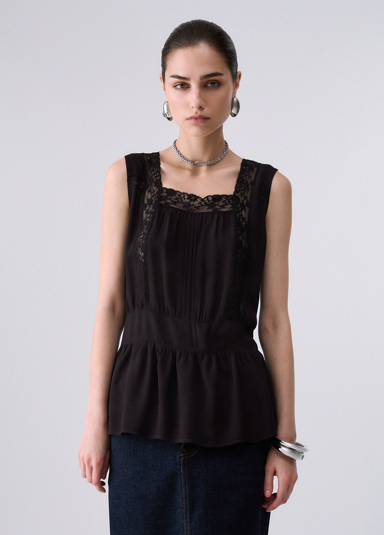 Top con pizzo - BLACK