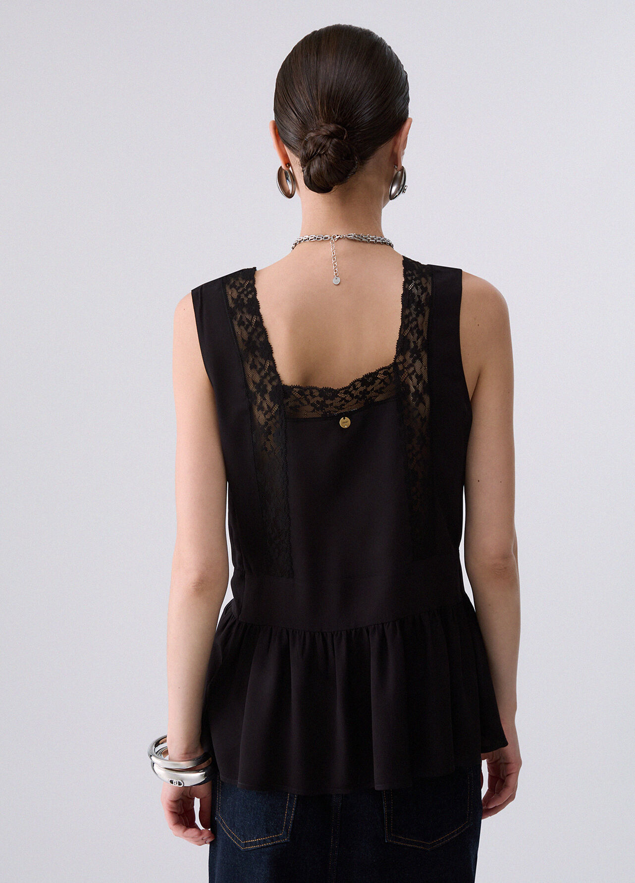Top con pizzo - BLACK