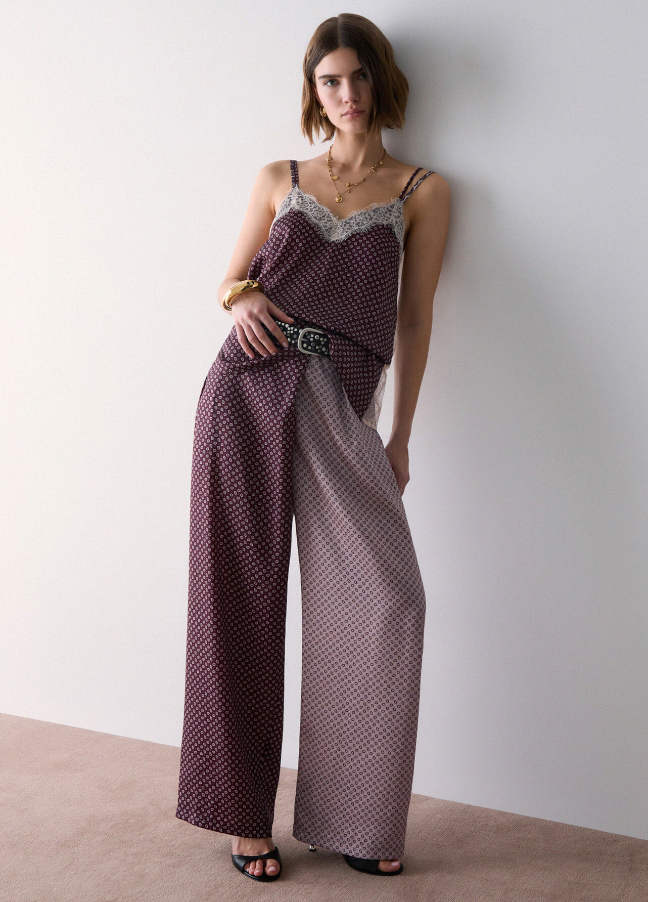 Top con dettagli in pizzo - AUBERGINE