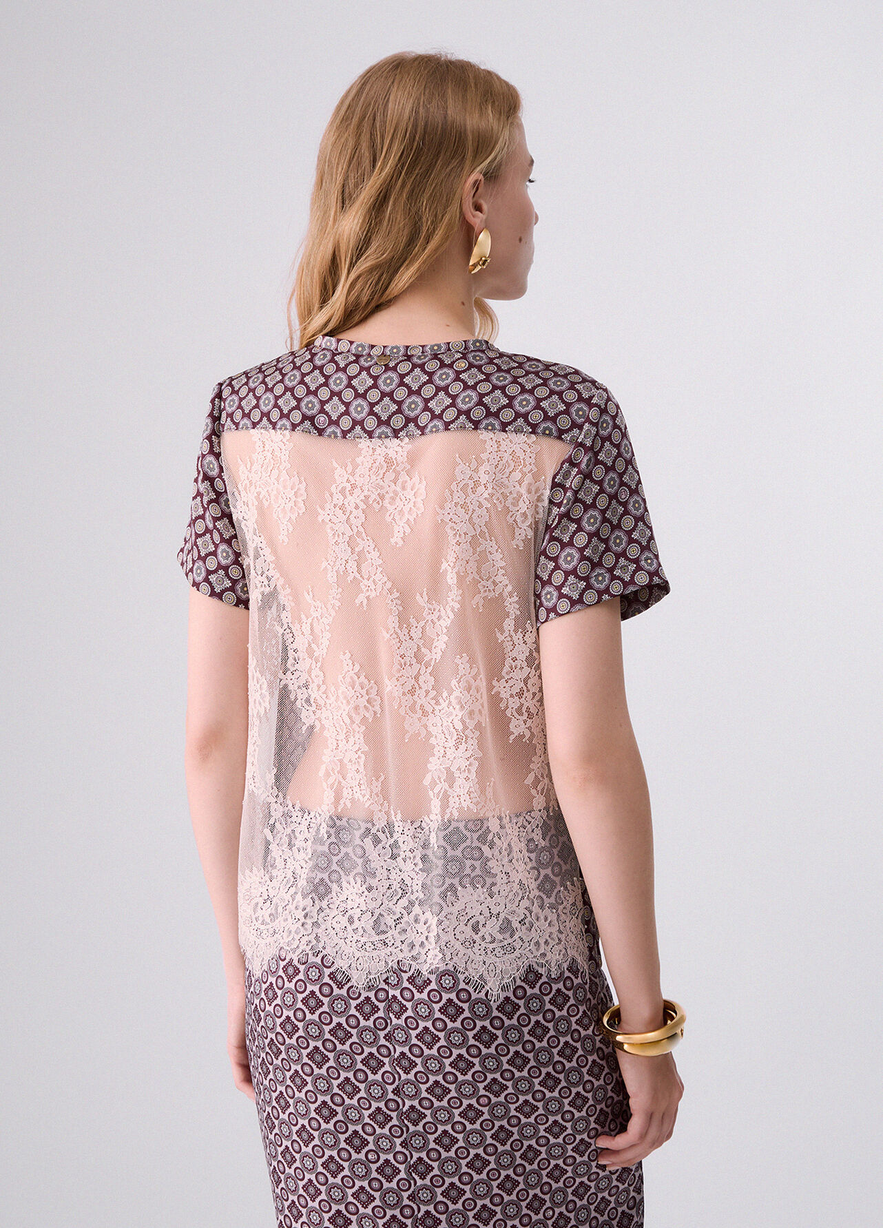Top con dettagli in pizzo - AUBERGINE