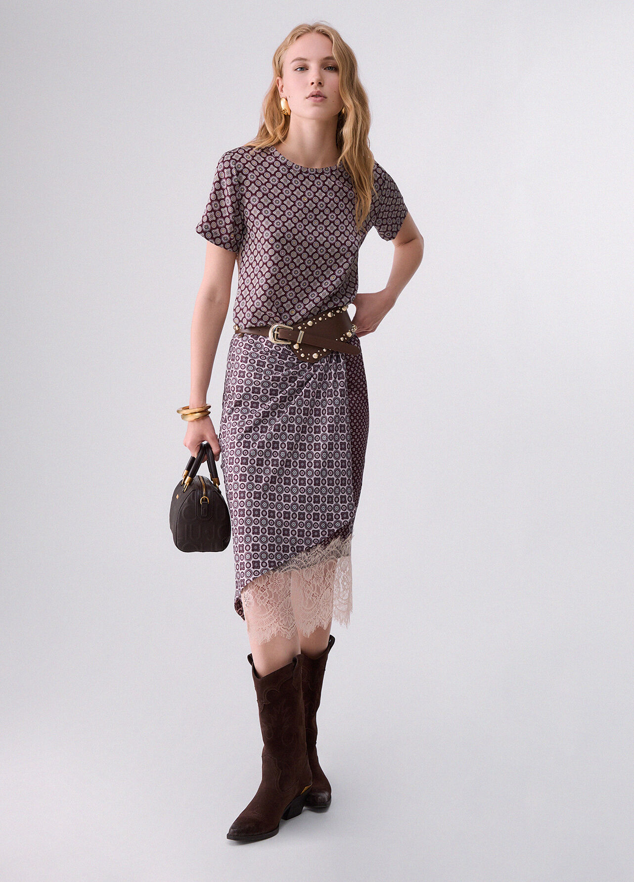 Top con dettagli in pizzo - AUBERGINE