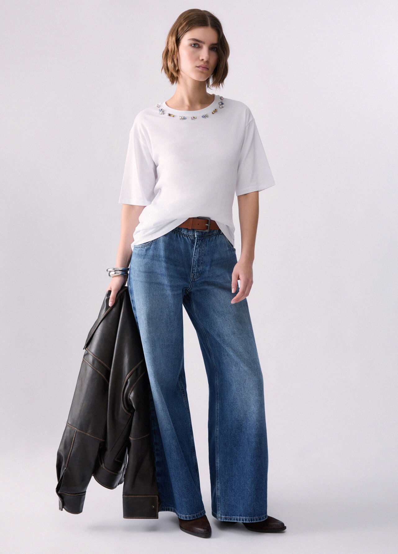 T-shirt con ricami gioiello - WHITE