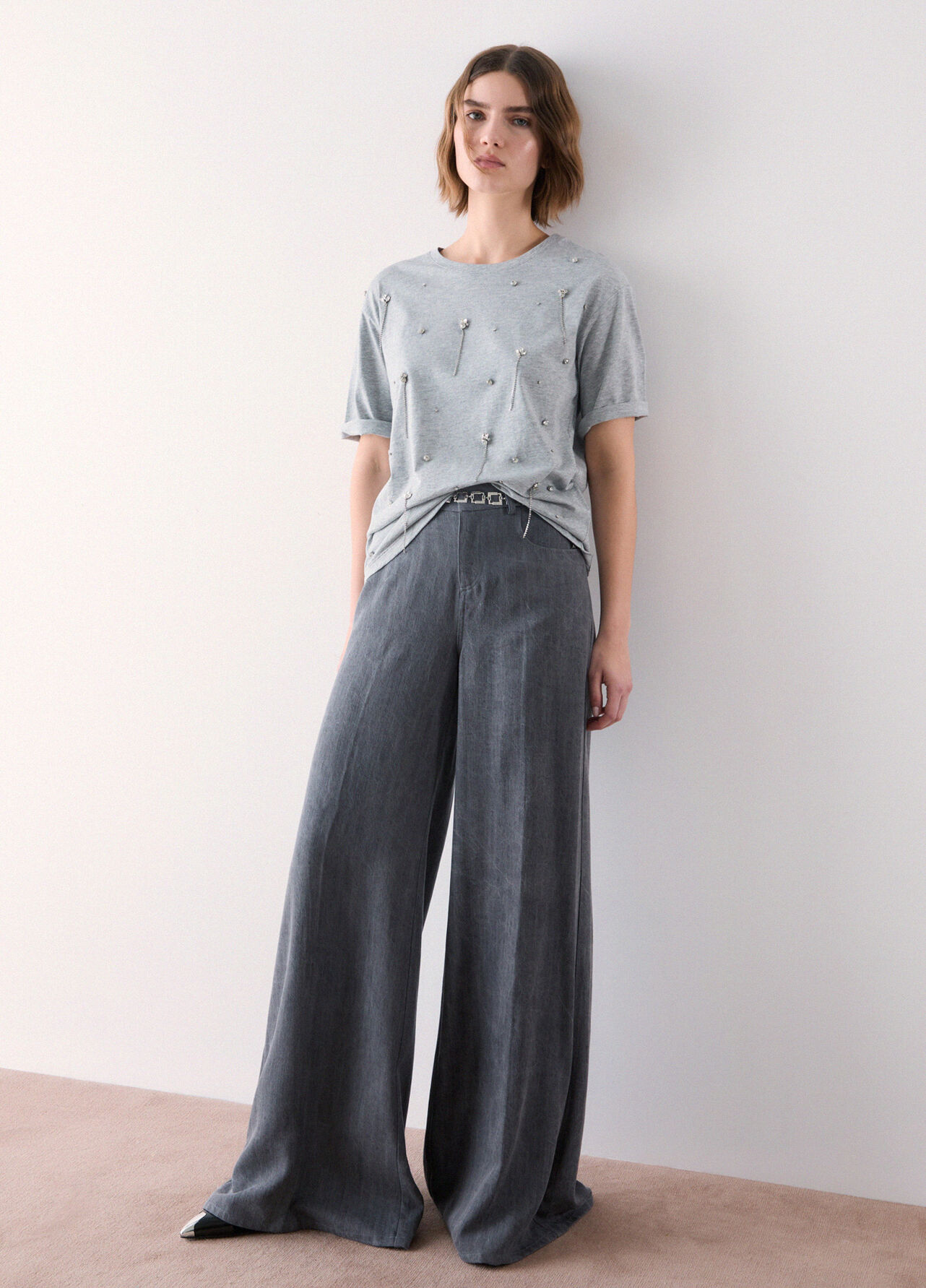T-shirt con ricami gioiello - GREY