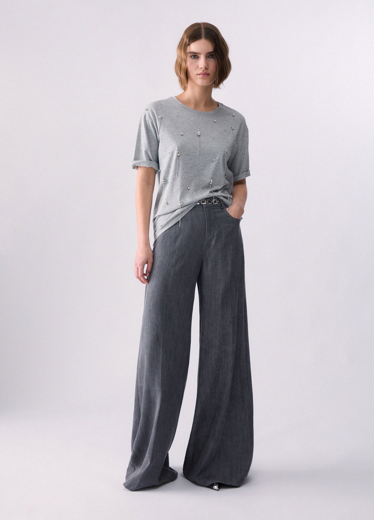 T-shirt con ricami gioiello - GREY