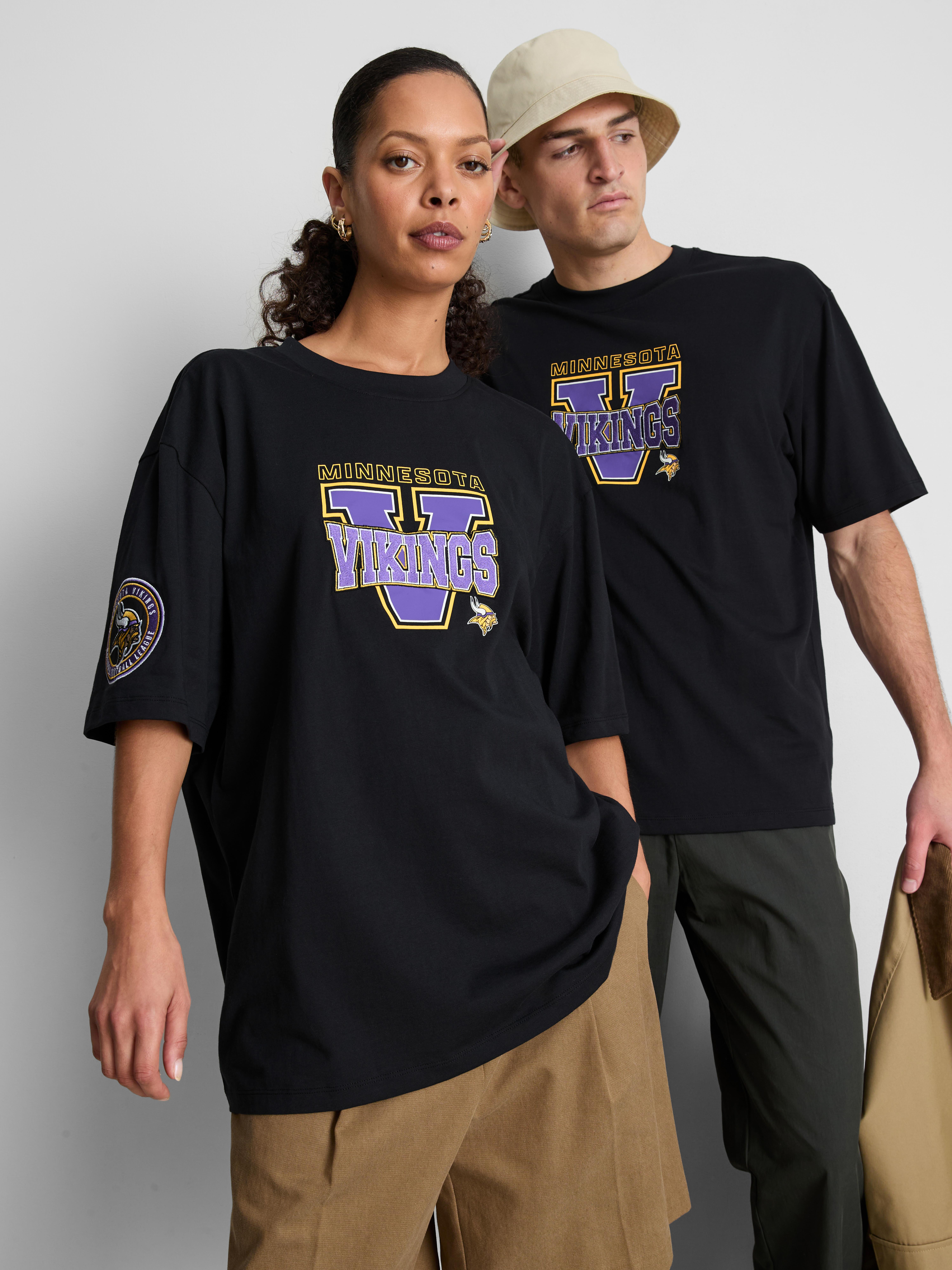 Minnesota Vikings Graphic T-Shirt - Black