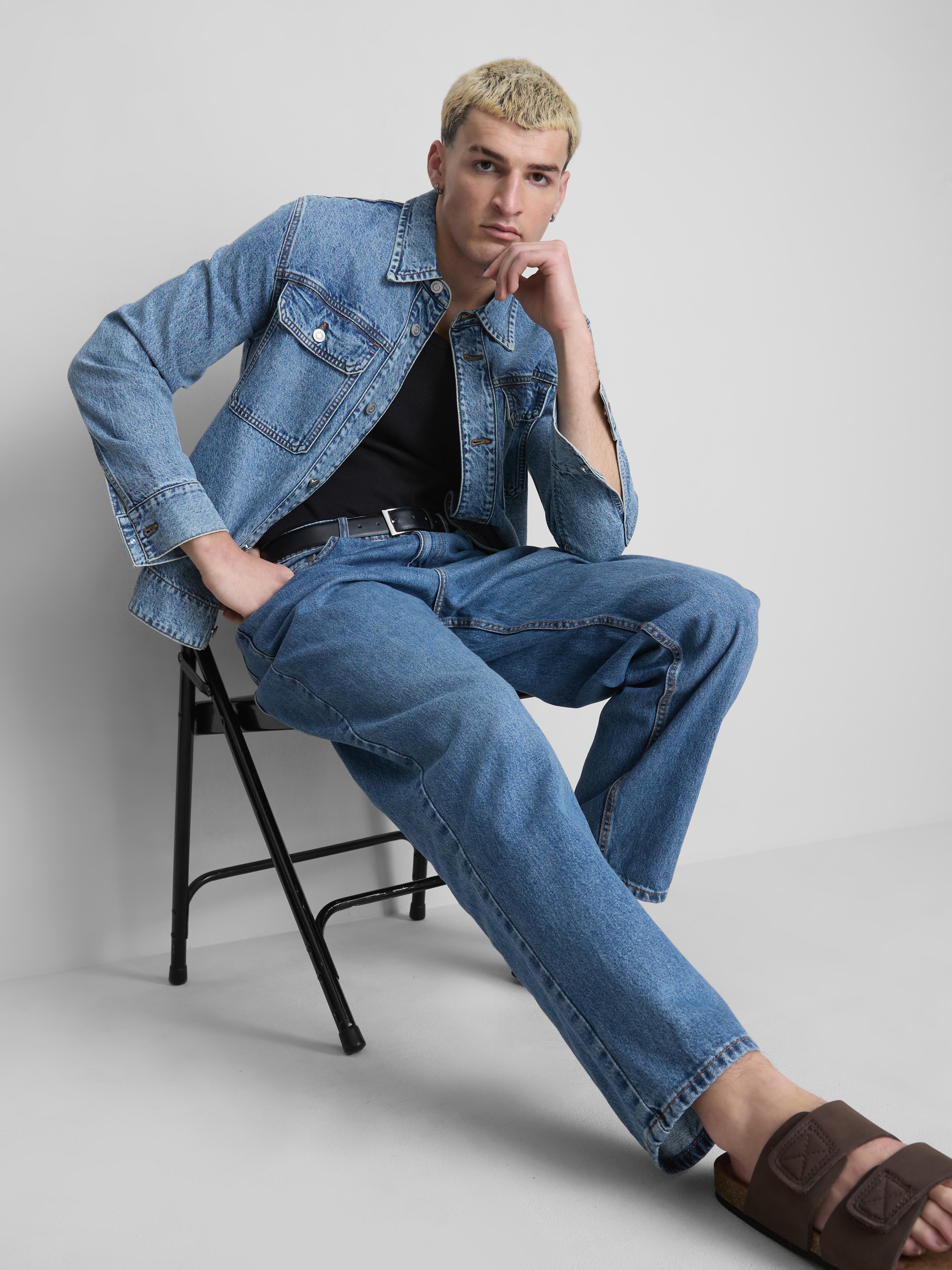 High-Waisted Relaxed Jeans - Blue